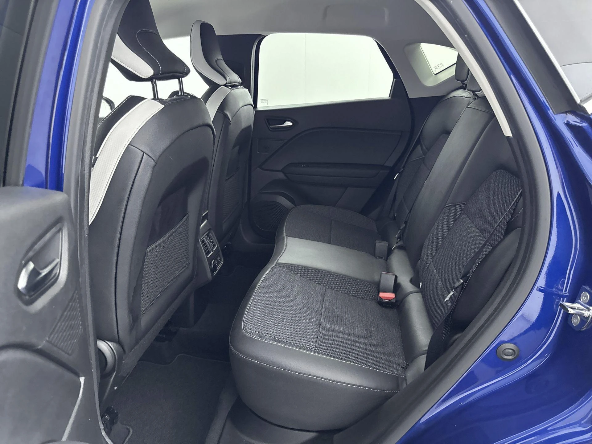 Renault-Captur-image-24