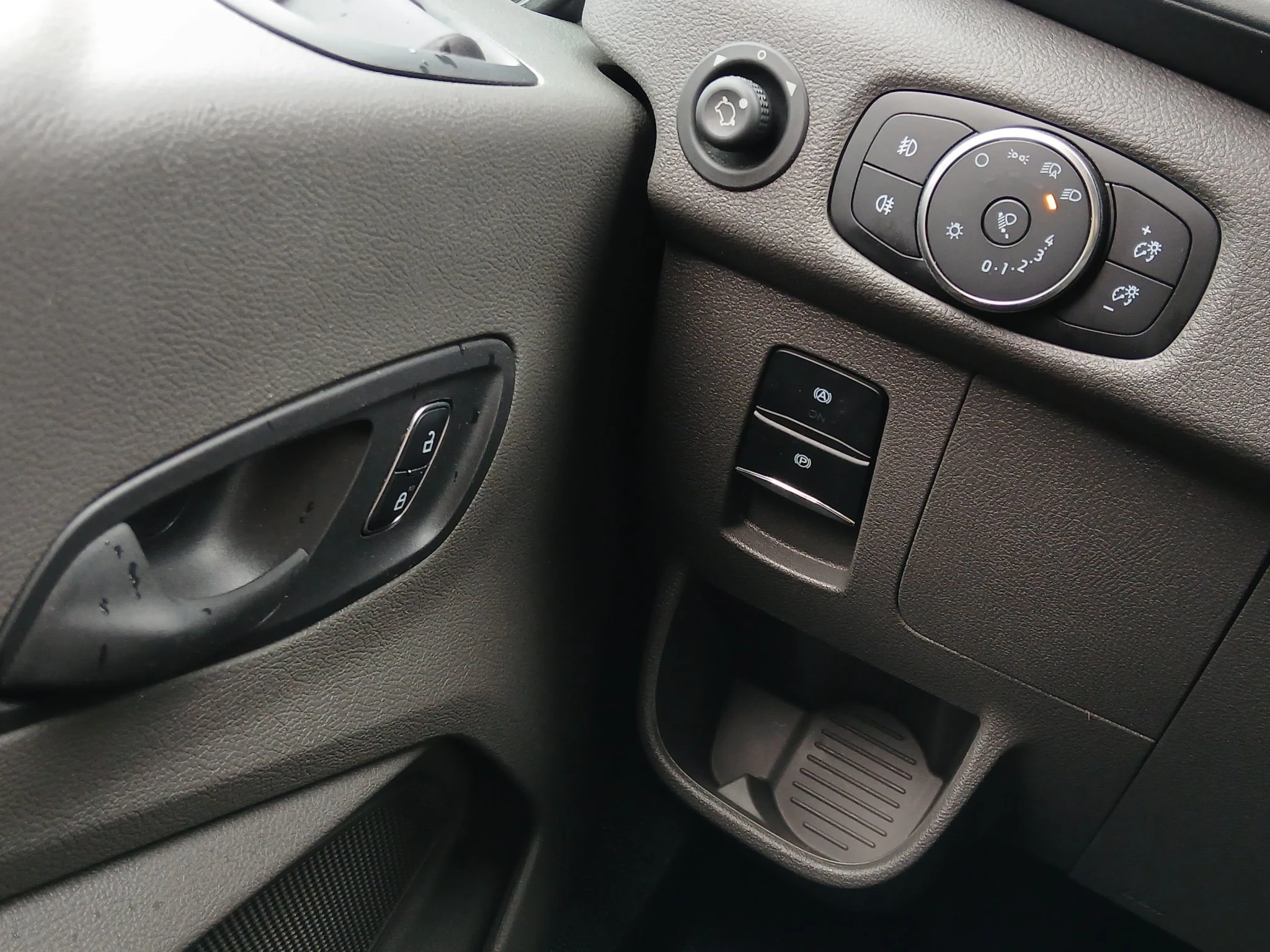 Ford-Transit-image-16