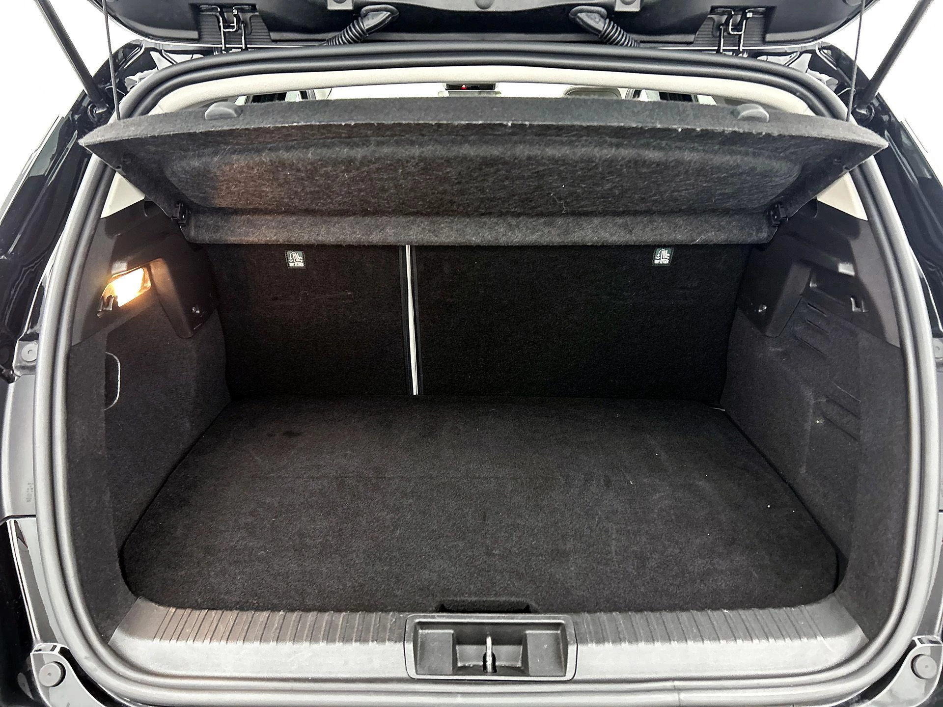 Renault Captur 1.6 E-Tech Plug-in Hybrid 160 Initiale Paris