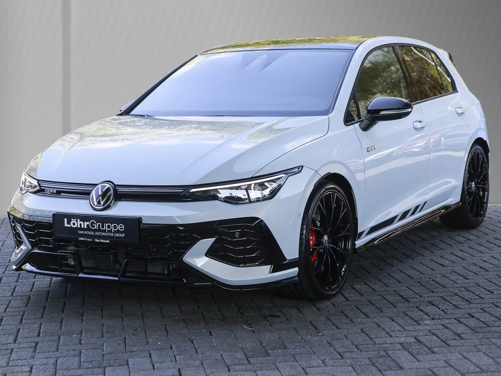 Volkswagen Golf GTI Clubsport 2.0 TSI DSG Akrapovic, 270km/h, IQ.Light, Pano., 360°Kam., ACC, 19"Alu.,