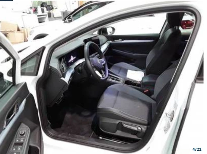 Volkswagen Golf VIII 2.0 TDI DSG Goal AHK, Navi