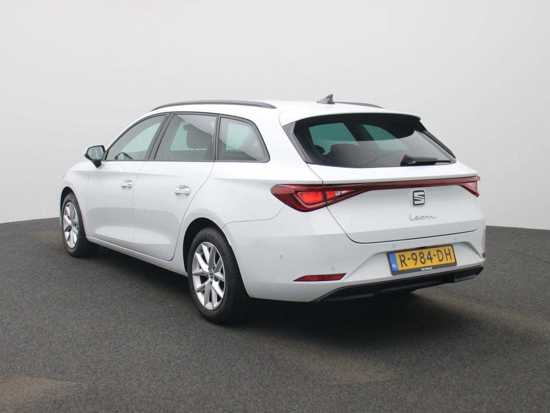 SEAT-Leon-image-3