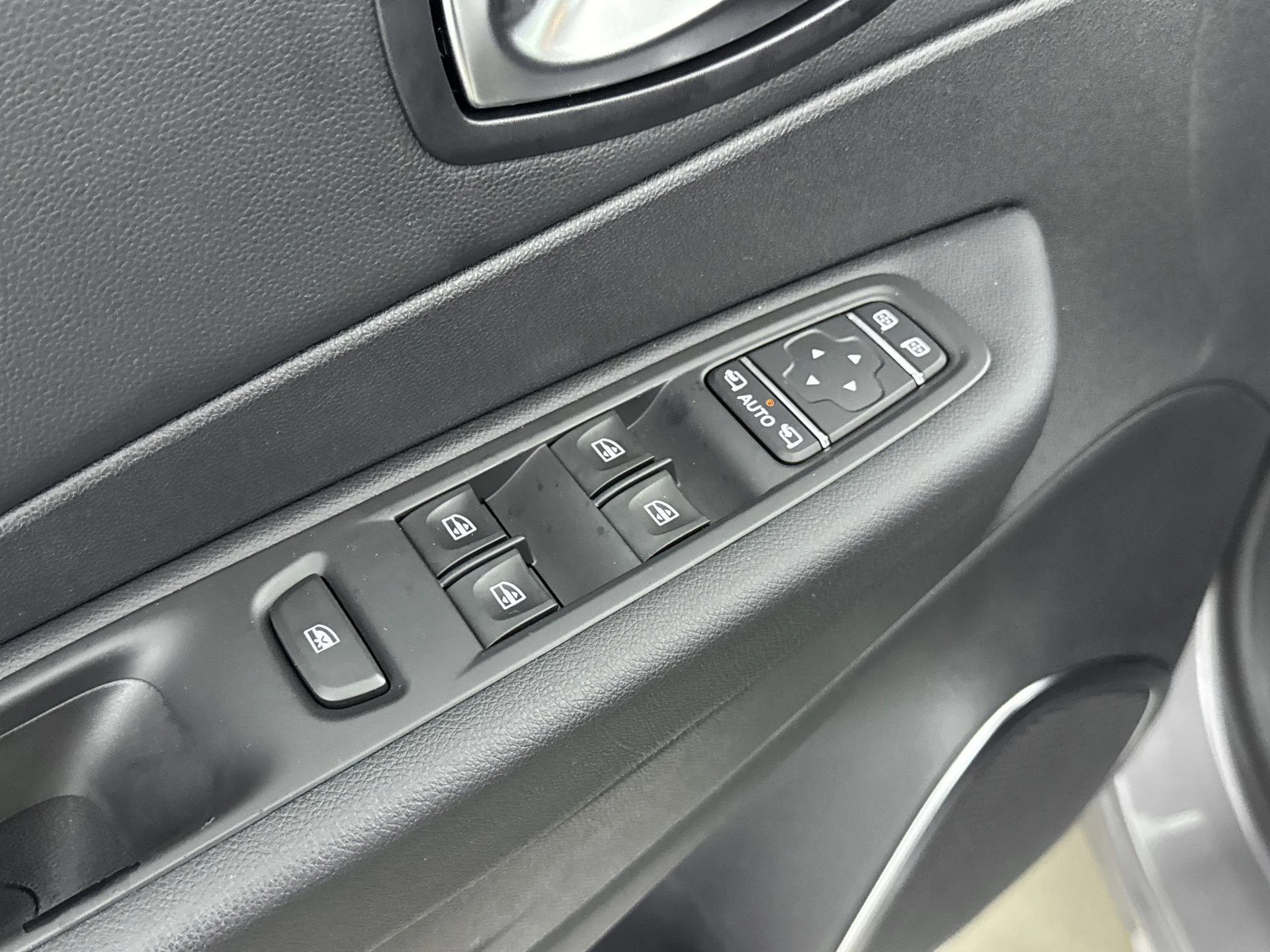 Renault-Captur-image-9