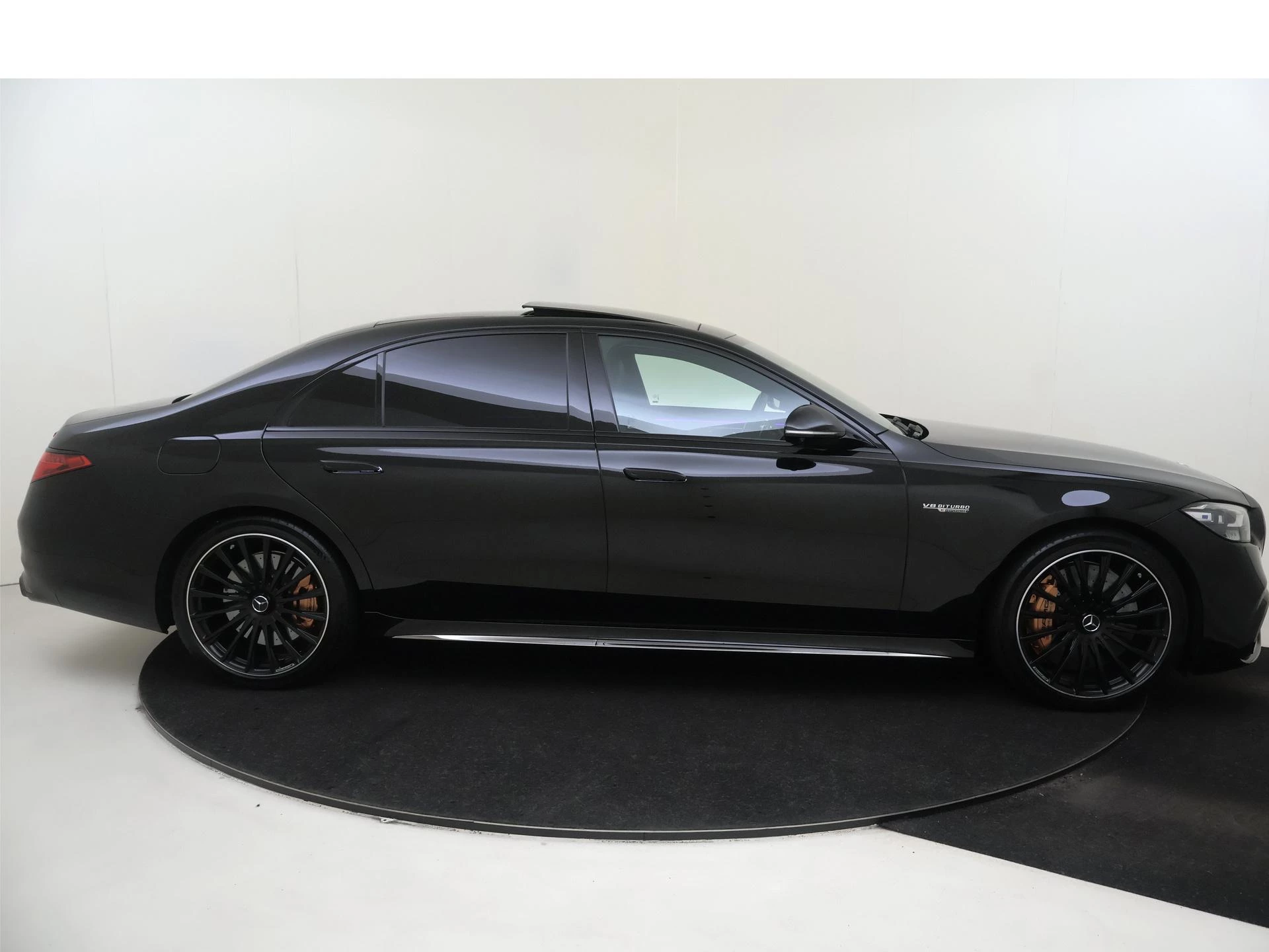 Mercedes-Benz-S-Klasse-image-8