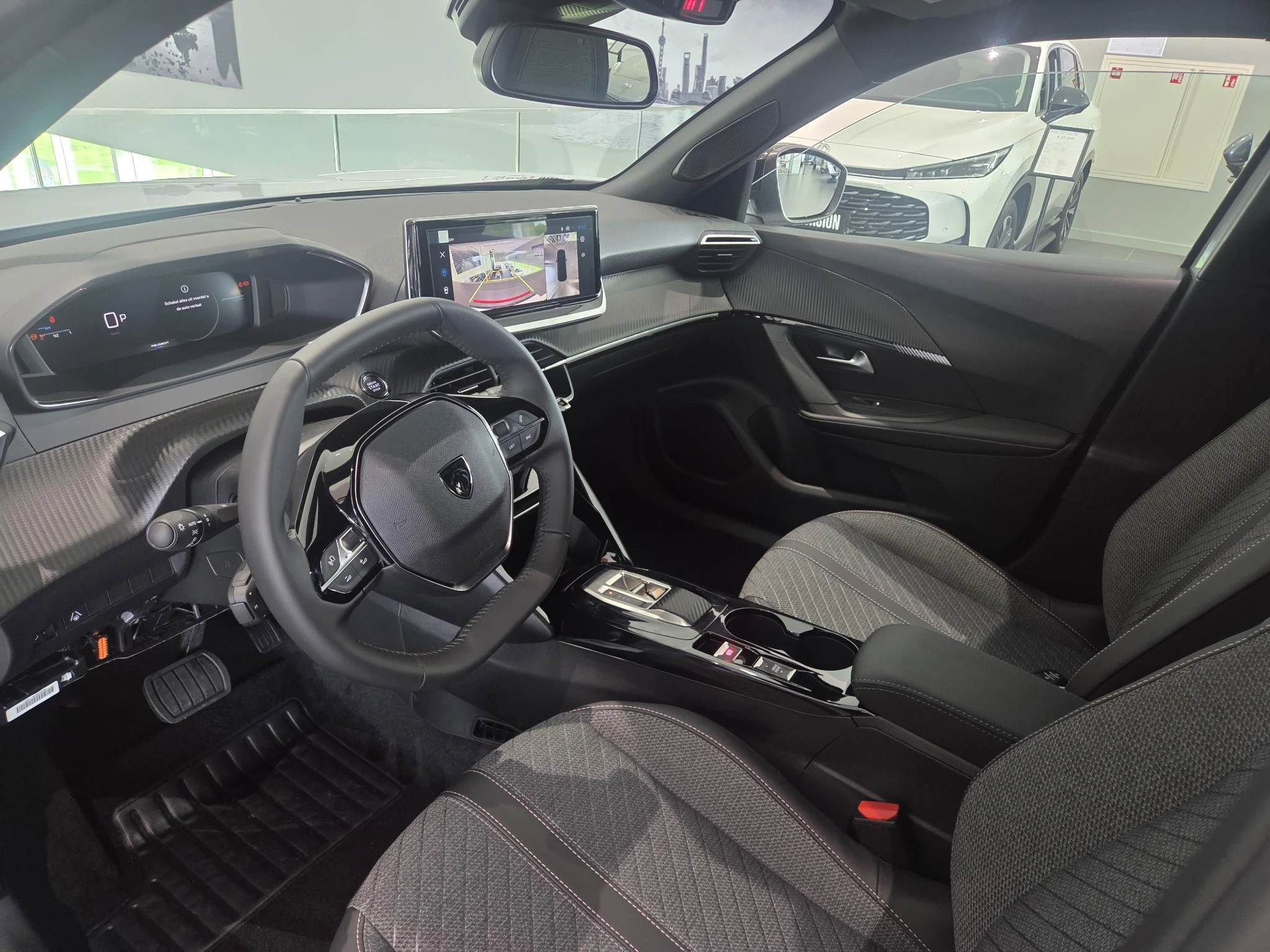 Peugeot-2008-image-7