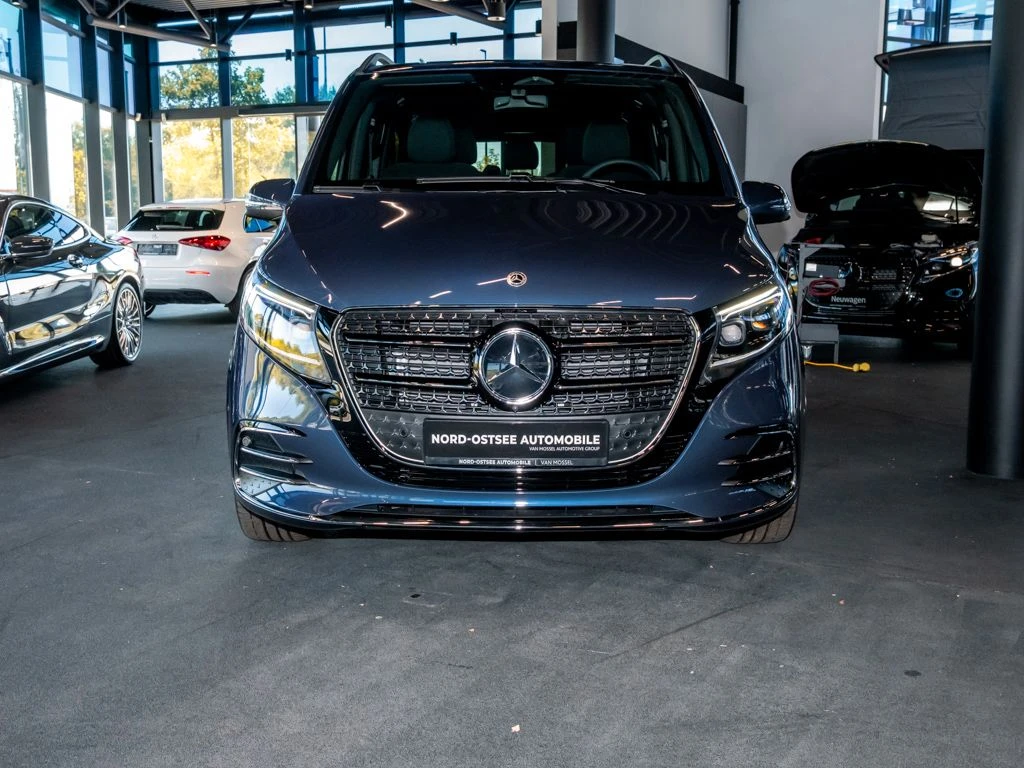 Mercedes-Benz-V-Klasse 300 d-image-2