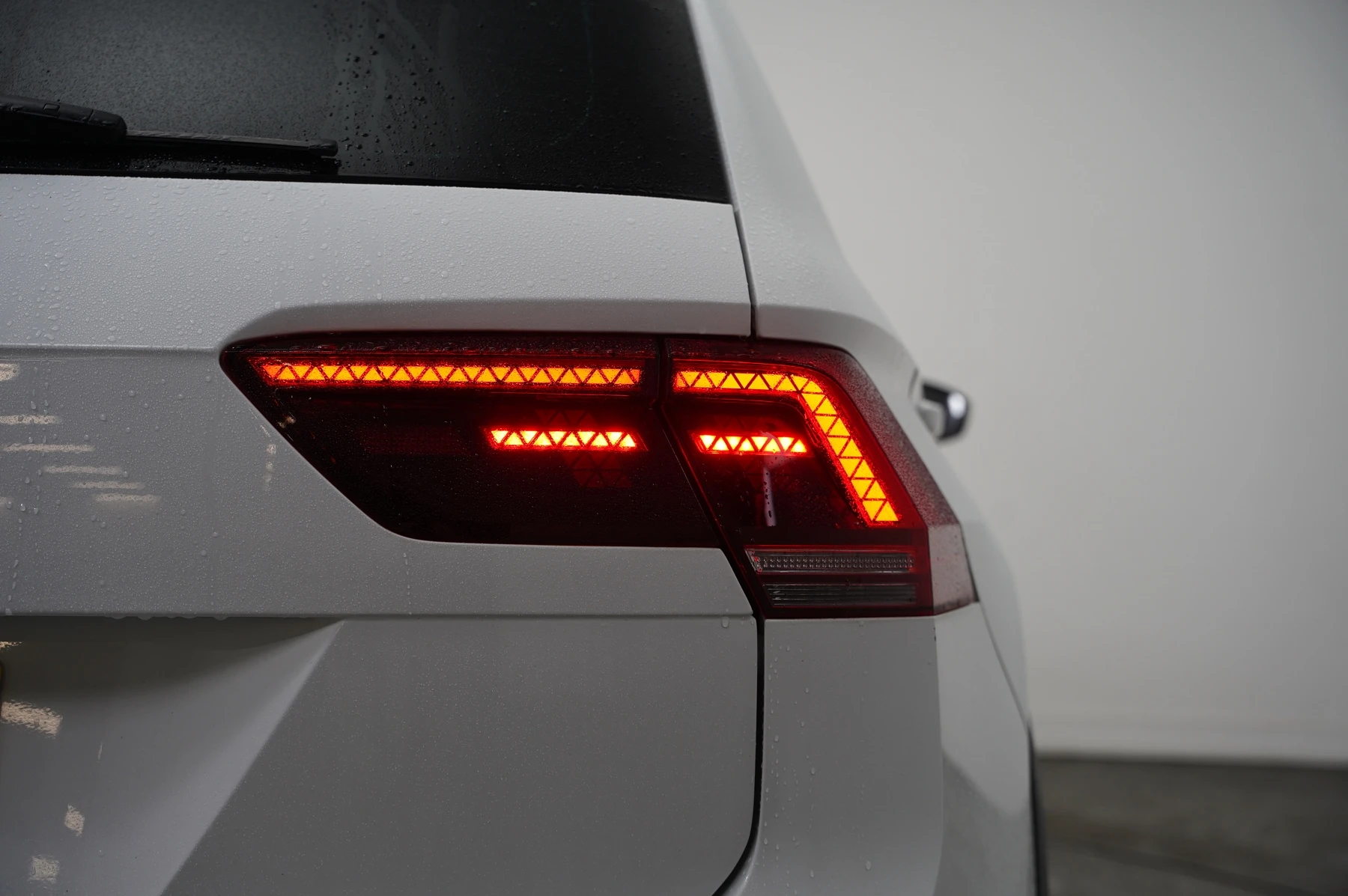 Volkswagen-Tiguan-image-37