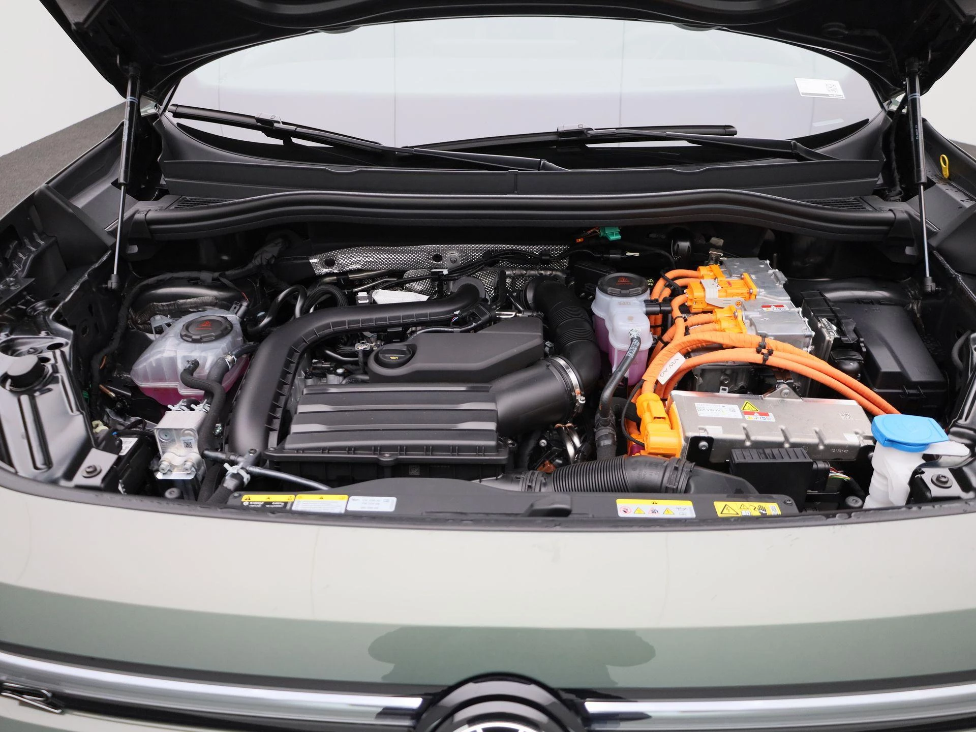 Volkswagen Tayron 1.5 eHybrid R-Line Edition 204 PK|