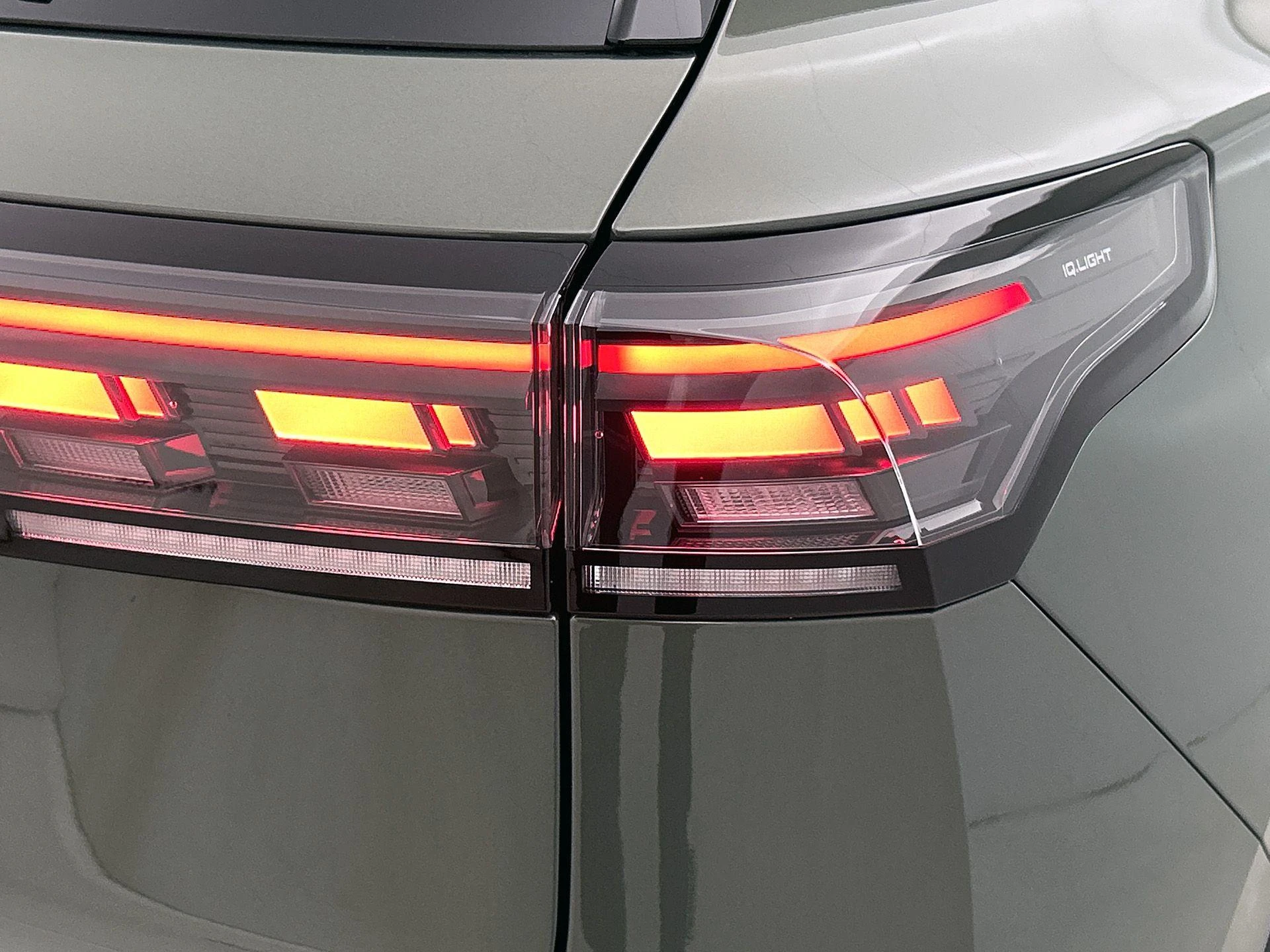Volkswagen-Tiguan-image-35