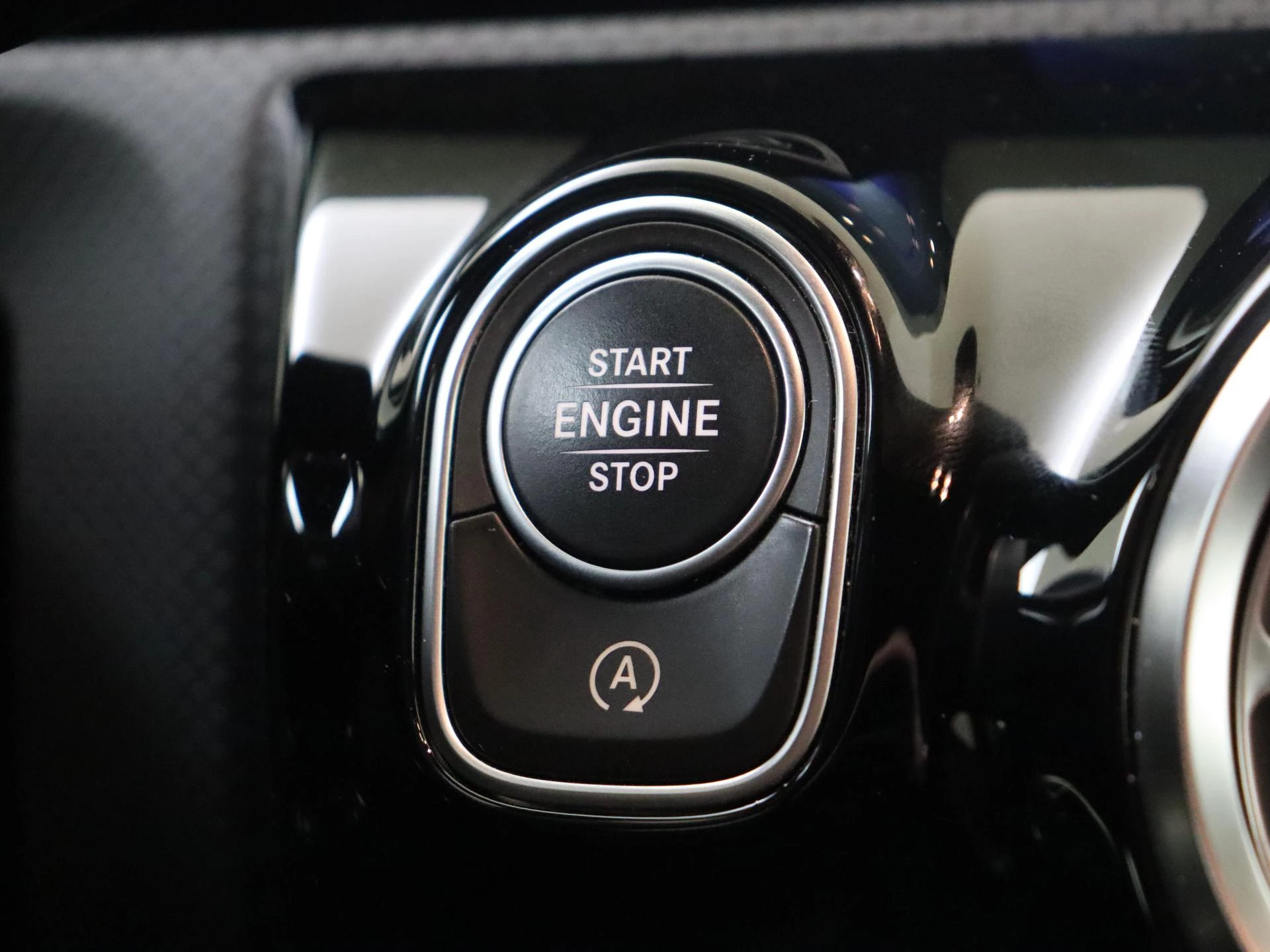 Mercedes-Benz-A-Klasse-image-30