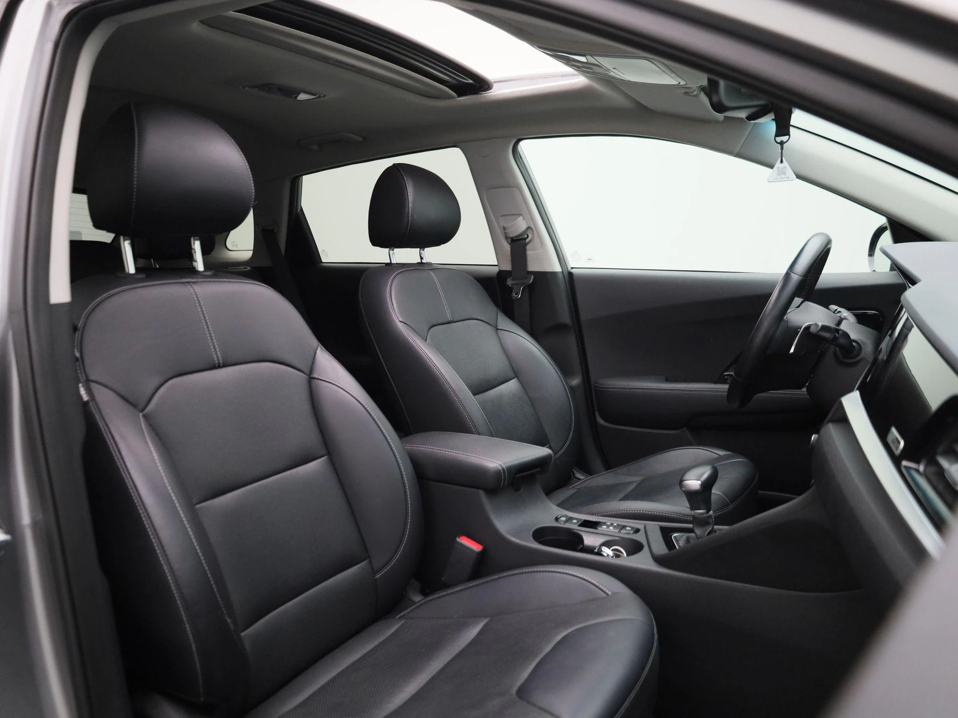 Kia-Niro-image-40