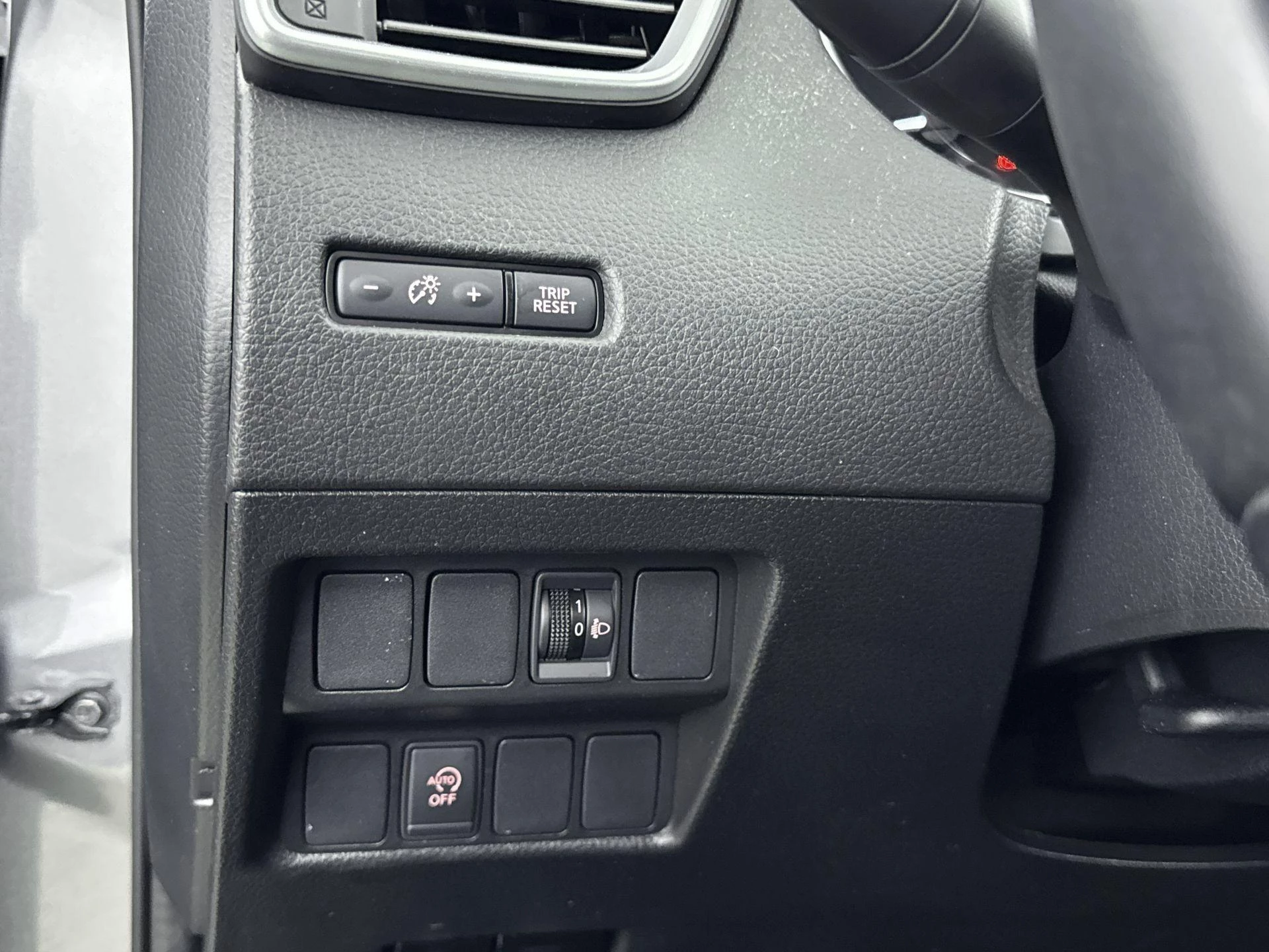 Nissan-QASHQAI-image-14