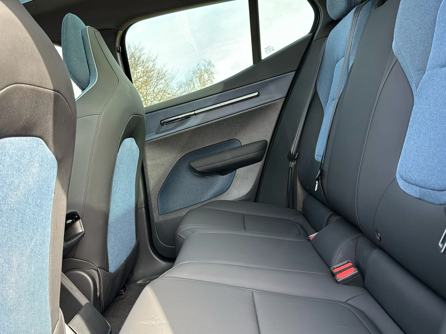 Volvo-EX30-image-6