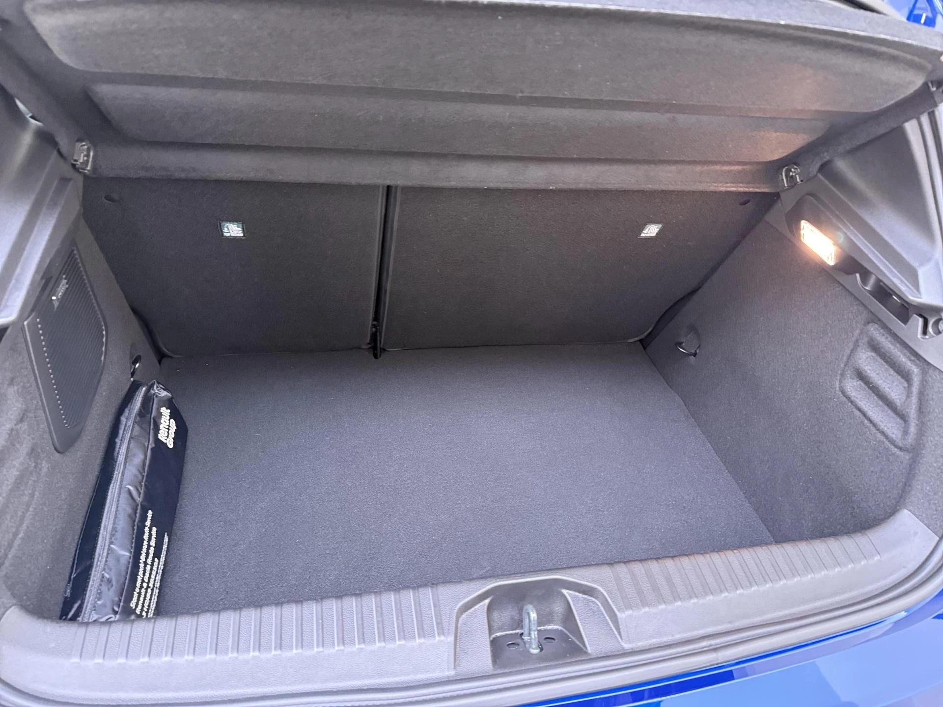 Renault-Clio-image-25