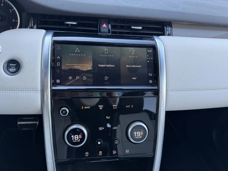 Land Rover-Discovery Sport-image-15