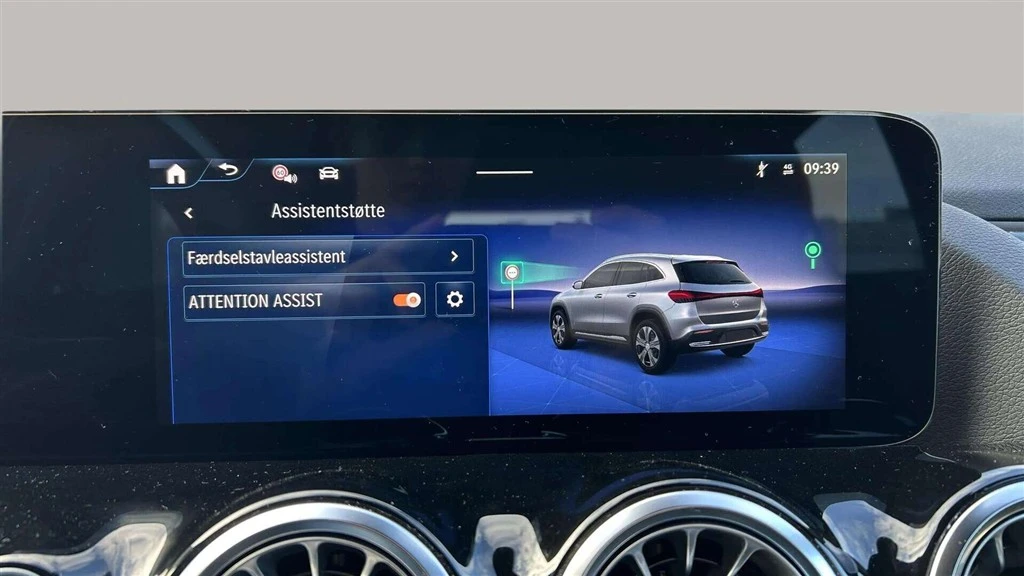 Mercedes-Benz-EQA-image-17