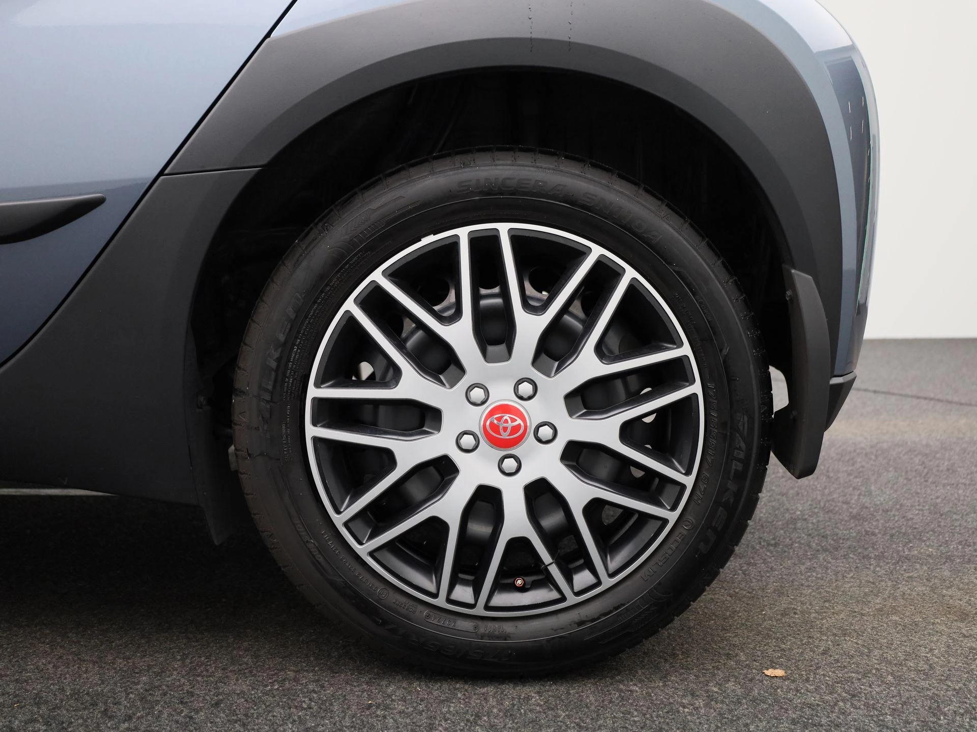 Toyota Aygo X 1.0 VVT-i S-CVT Play