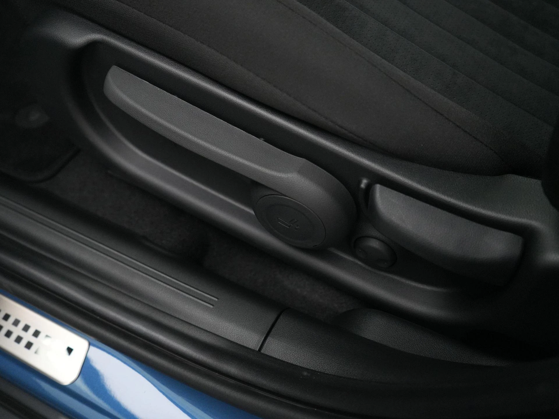 Hyundai-IONIQ 3-image-29
