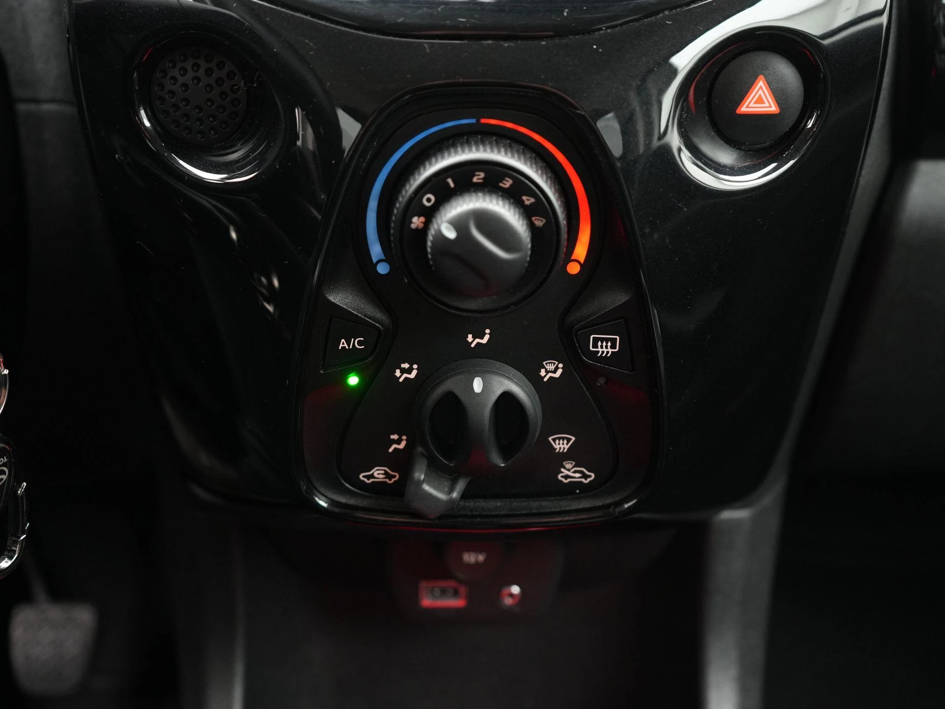 Toyota-Aygo-image-15