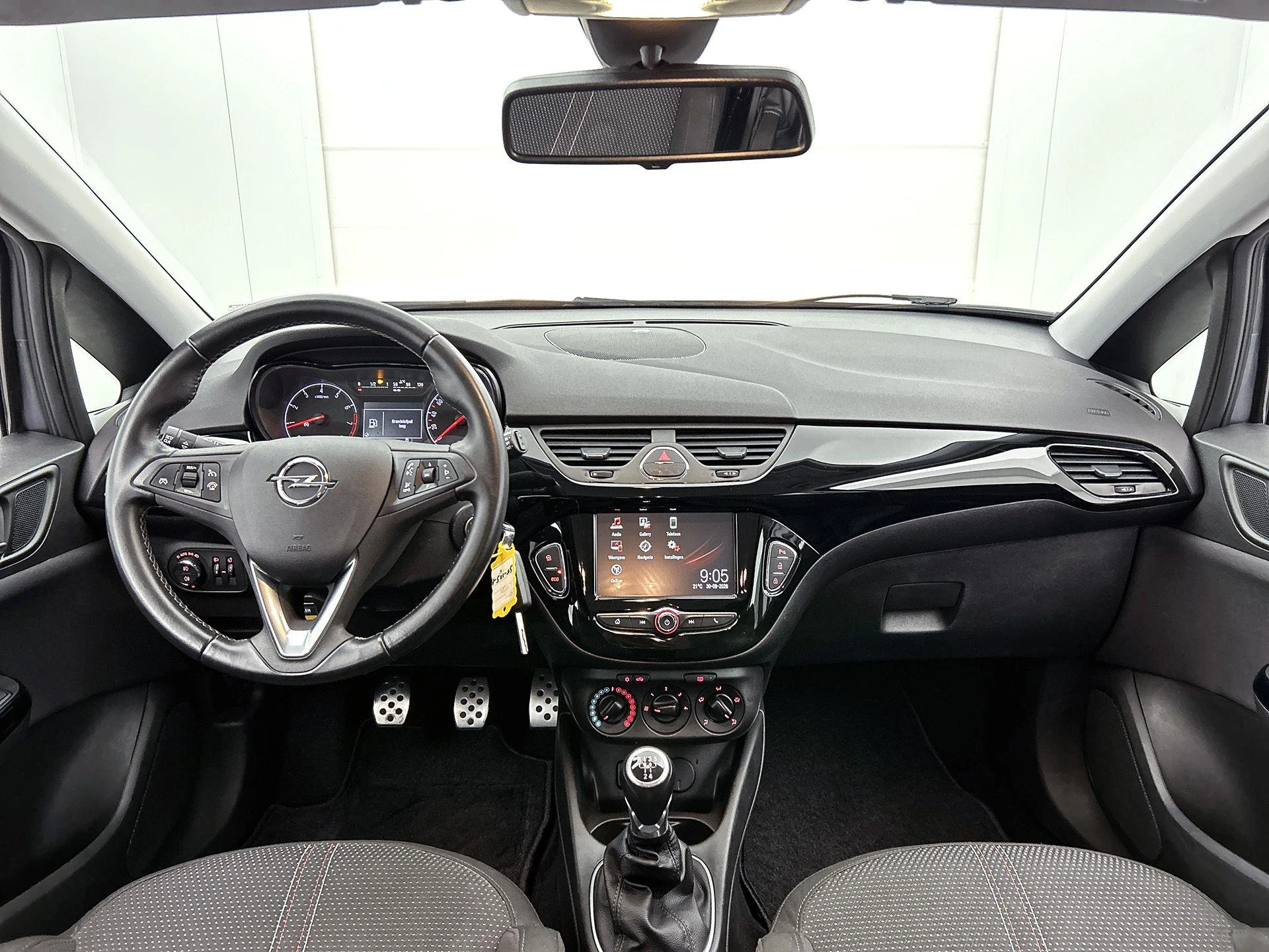 Opel-Corsa-image-20
