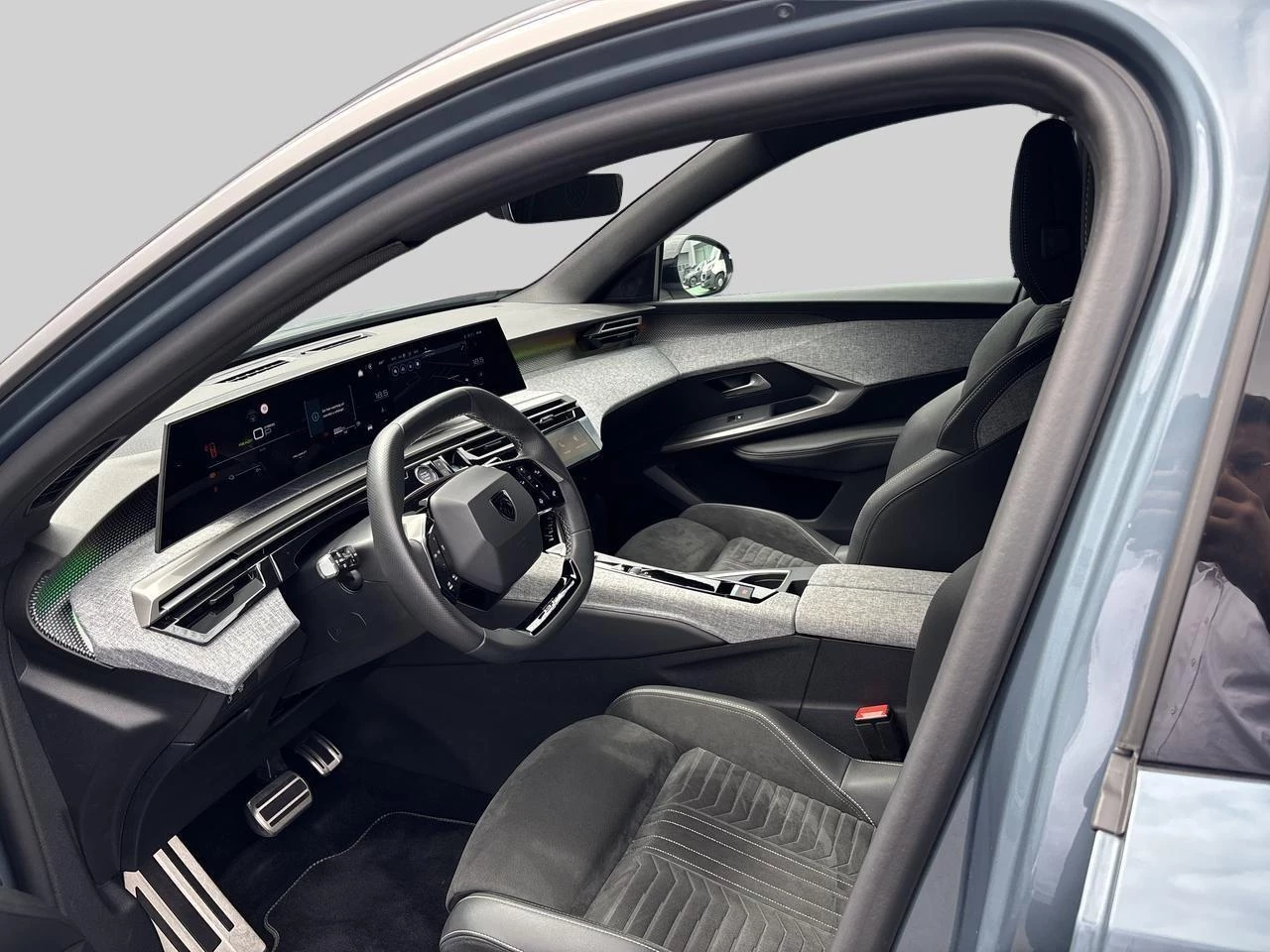 Peugeot 3008 1.6 HYBRID 195 e-DSC7 GT