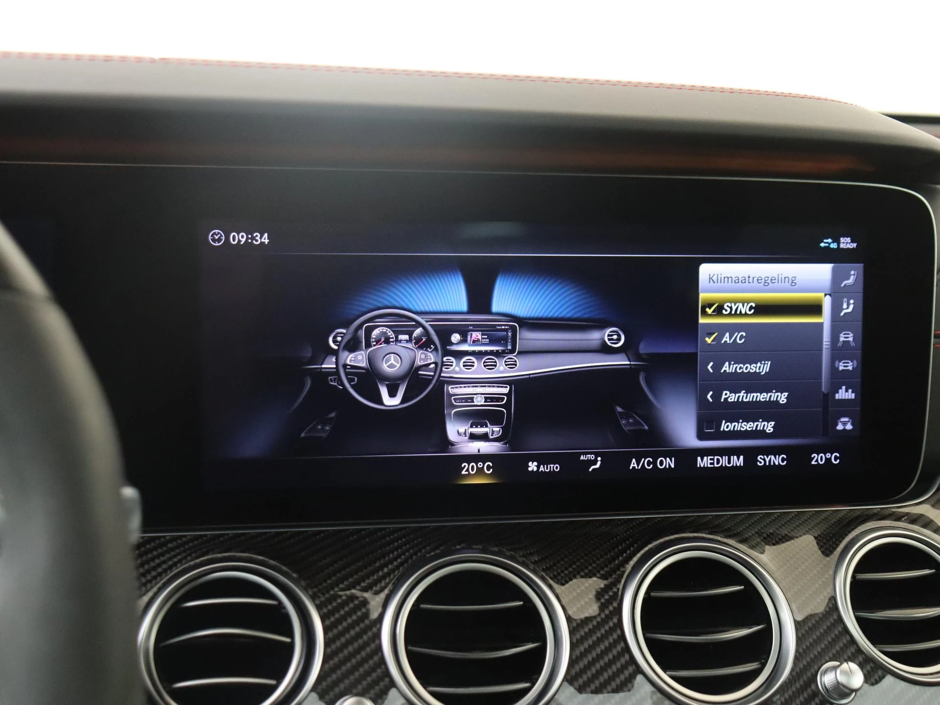 Mercedes-Benz-E-Klasse-image-25