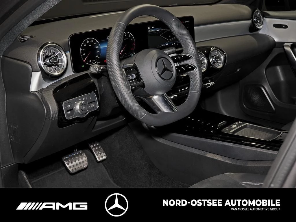 Mercedes-Benz A-Klasse 200 AMG SPECIAL EDITION KAMERA PANO SHZ NIGHT AMG