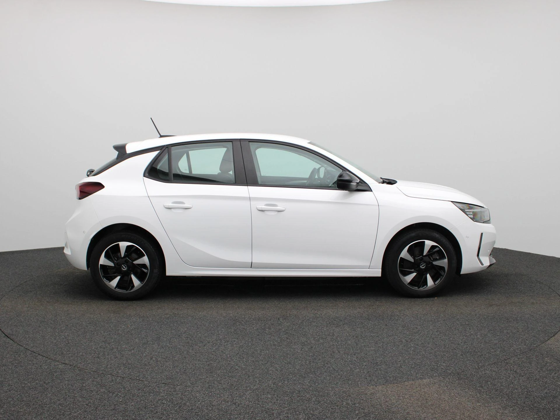 Opel-Corsa-image-5