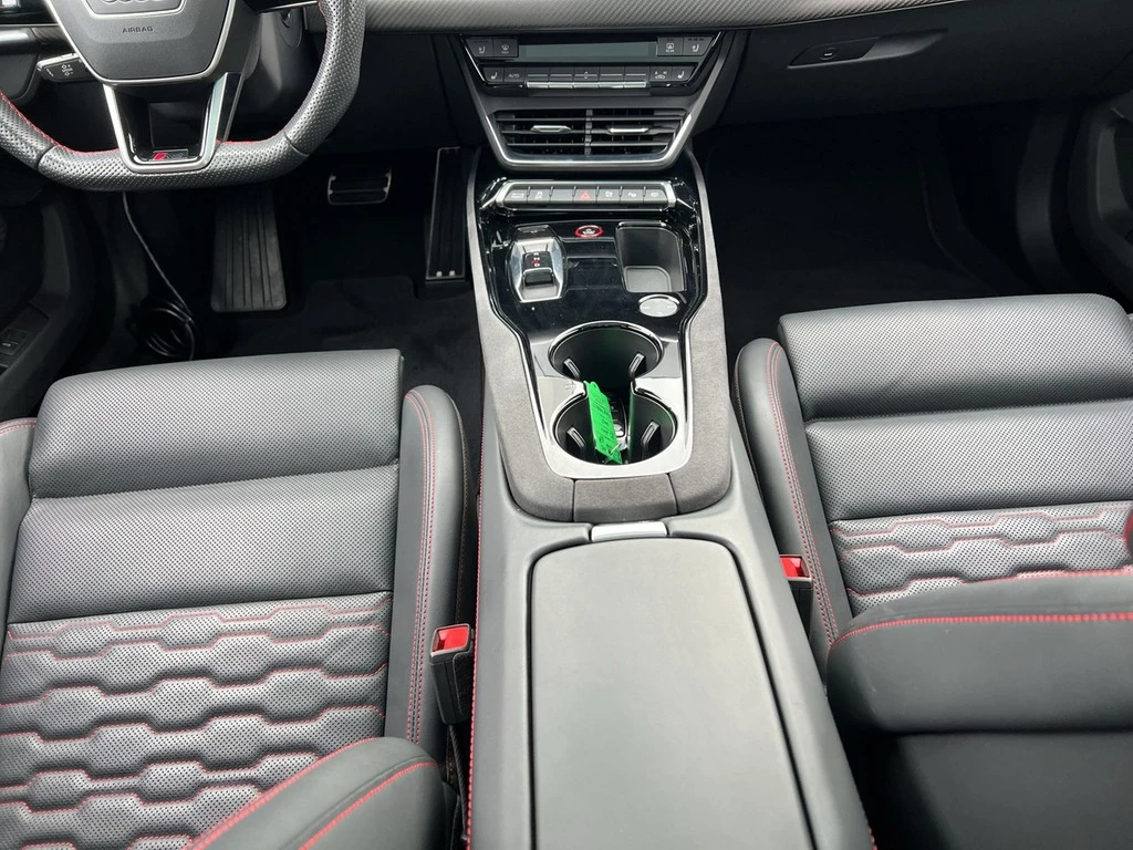 Audi-e-tron GT-image-8