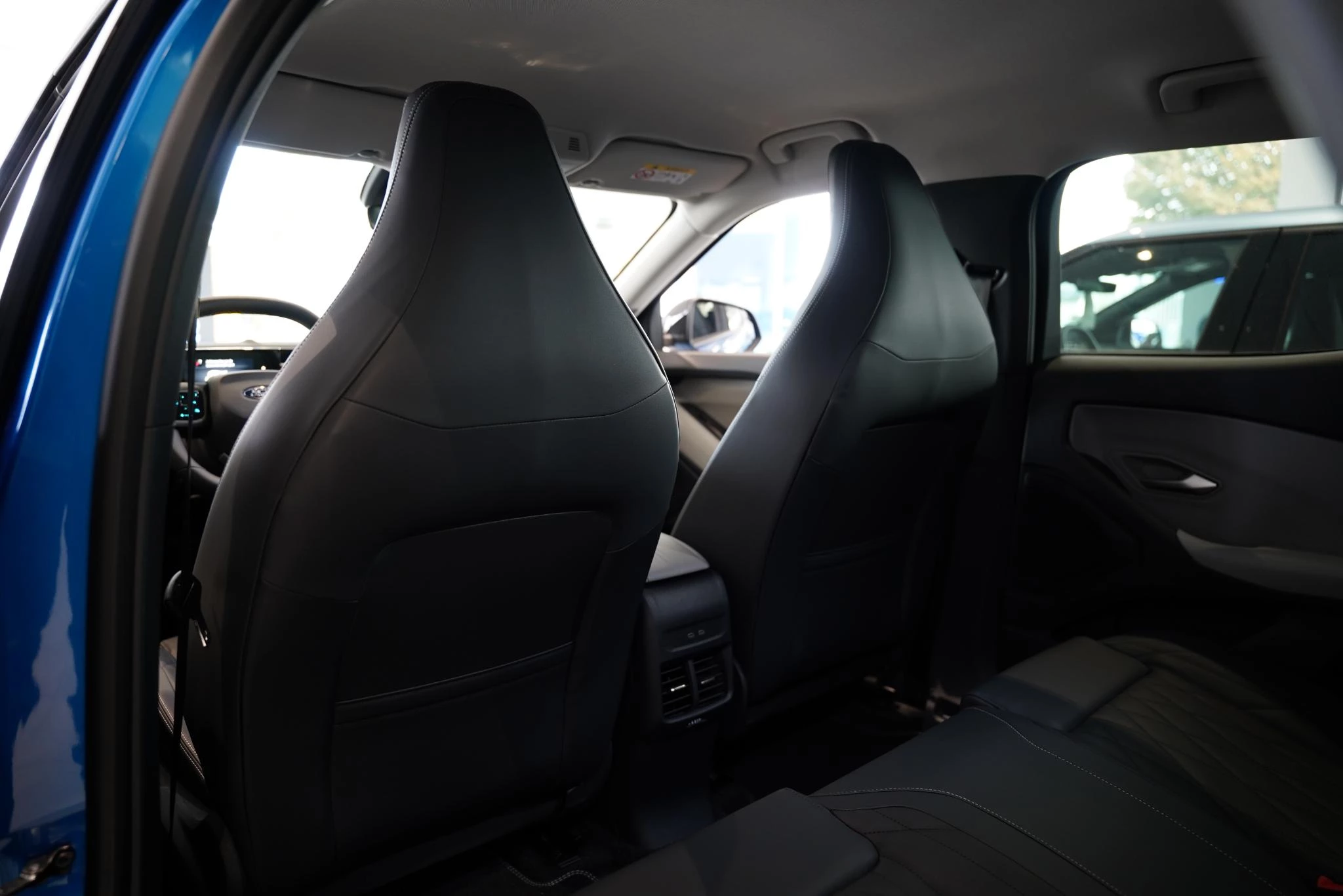 Ford-Explorer EV-image-10