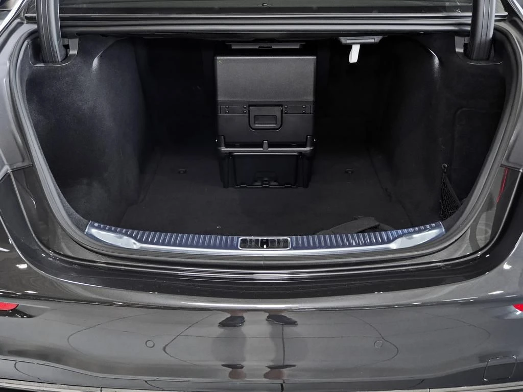 Mercedes-Benz-S-Klasse 500-image-16