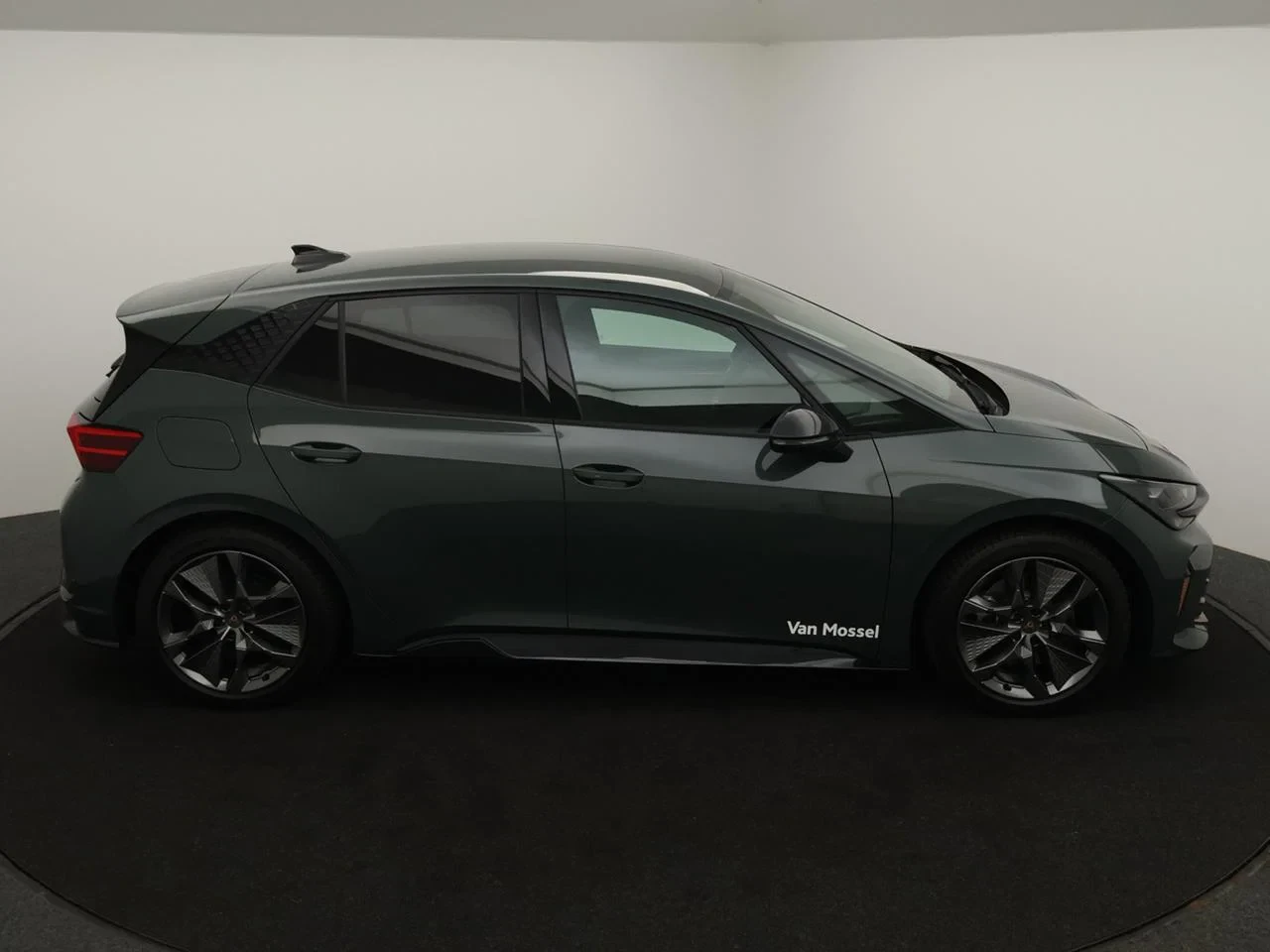 CUPRA-Born-image-6