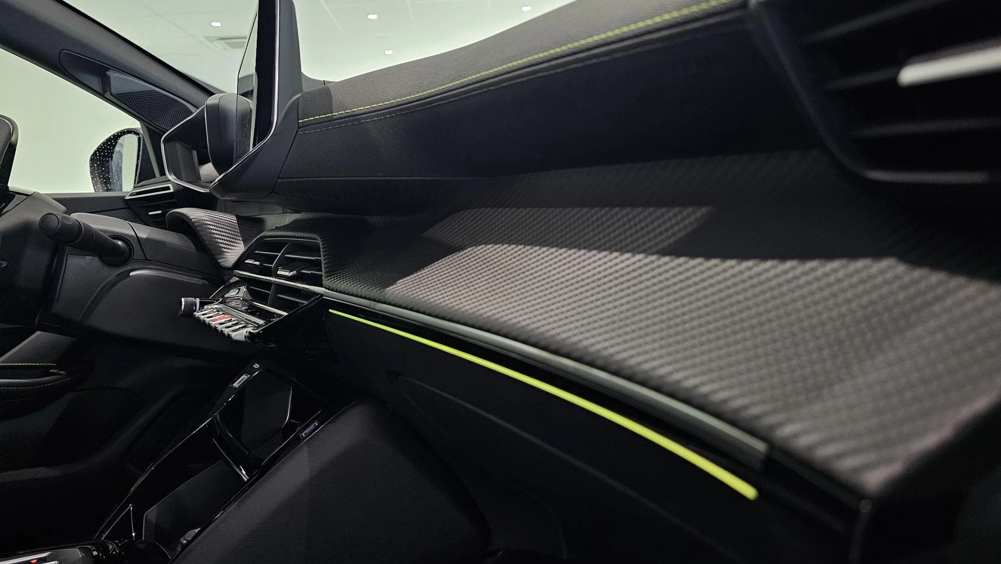 Peugeot-208-image-26