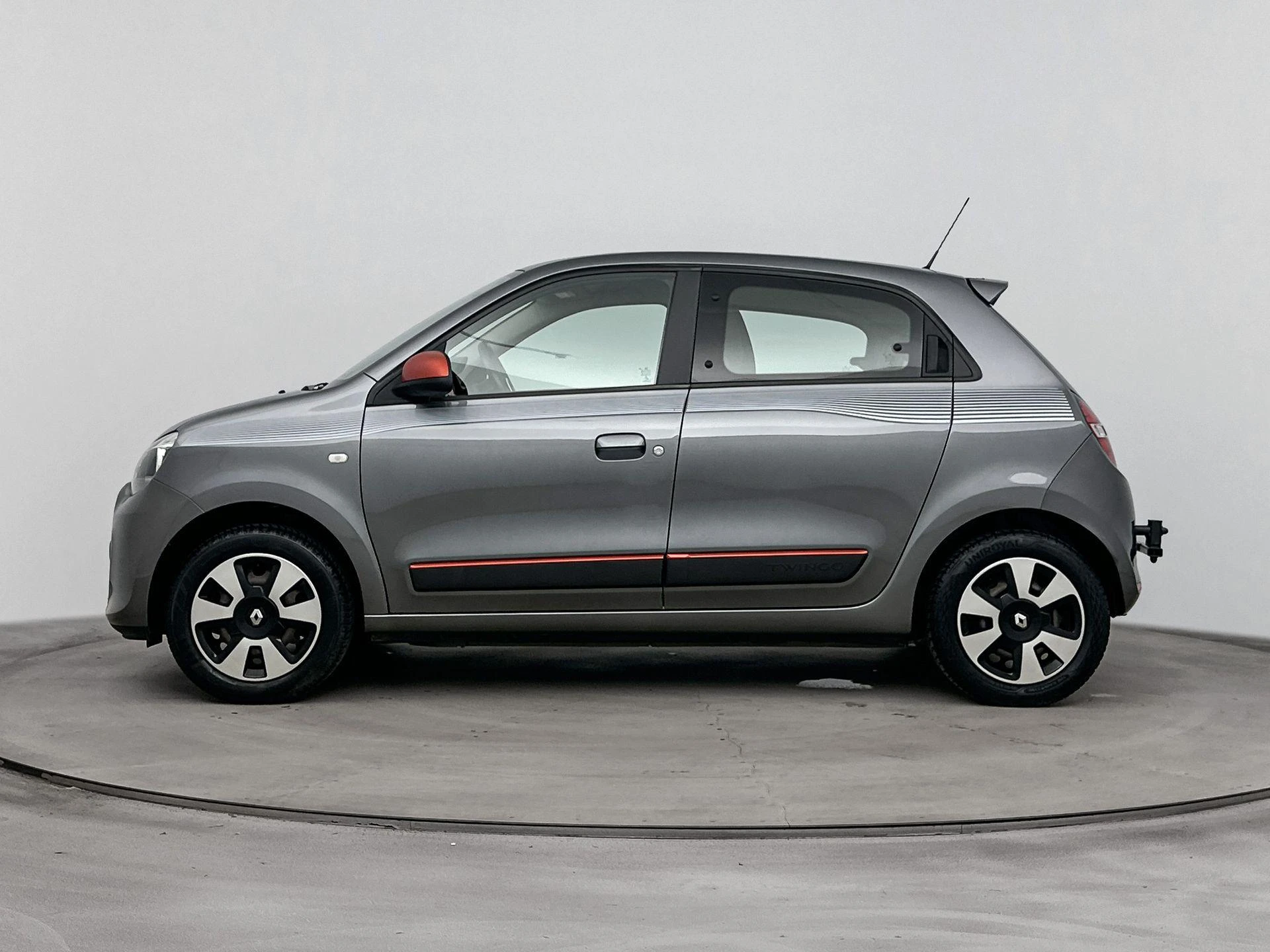 Renault-Twingo-image-1