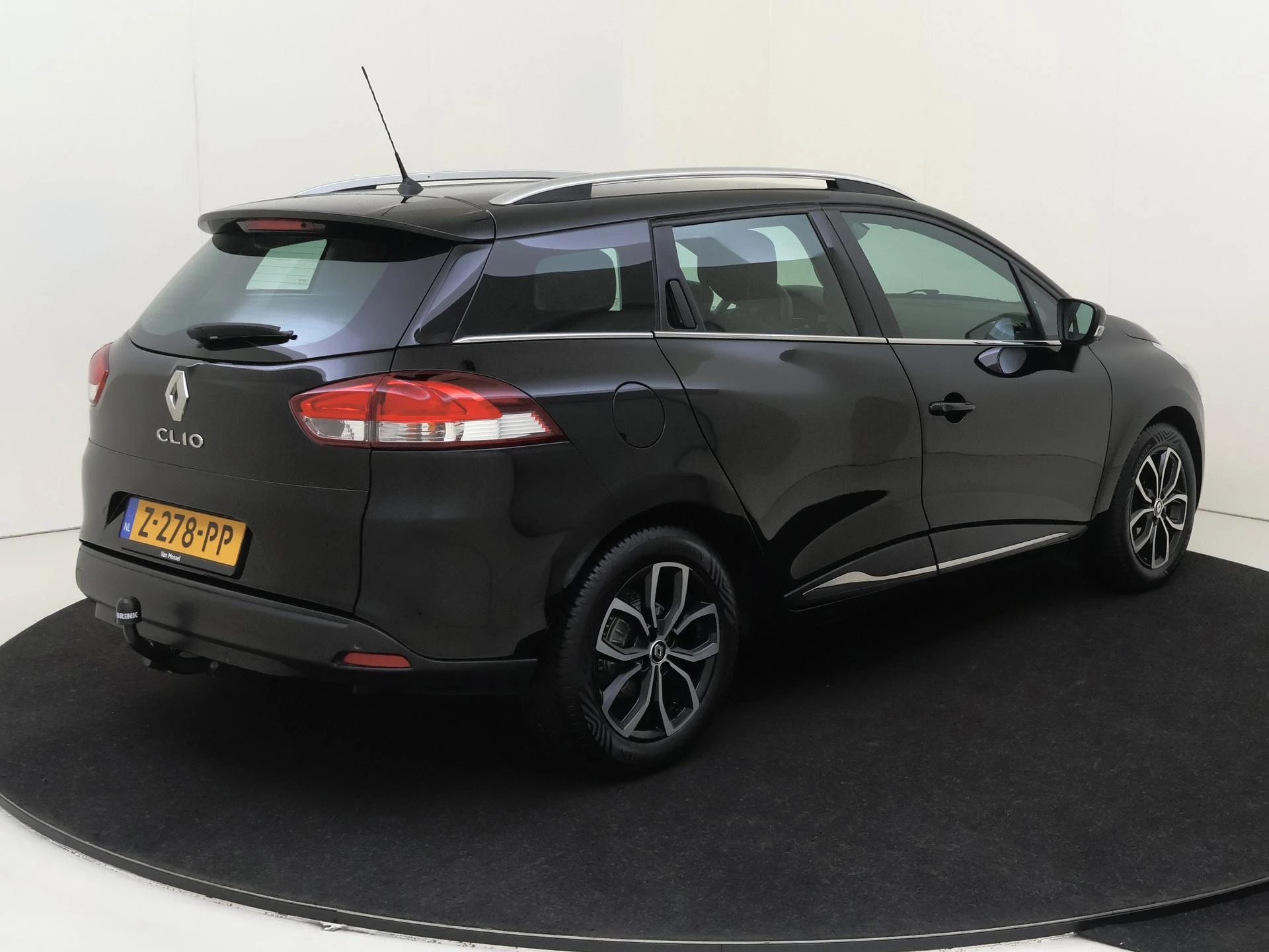 Renault-Clio-image-6