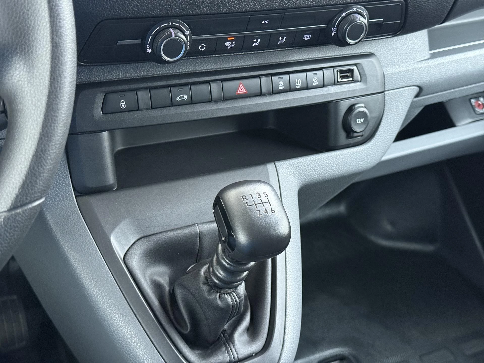 Citroën-Jumpy-image-20