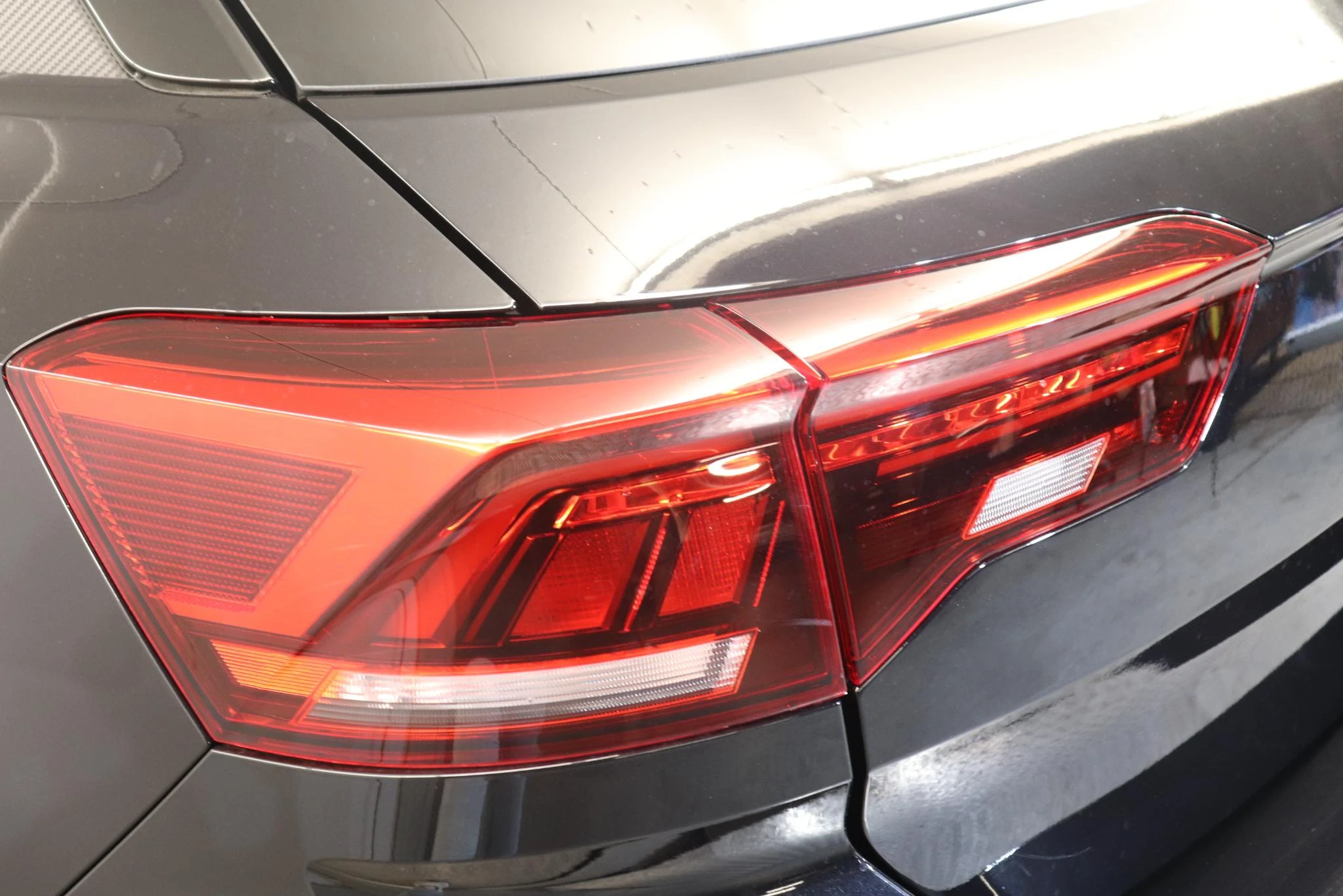 Volkswagen-T-Roc-image-12