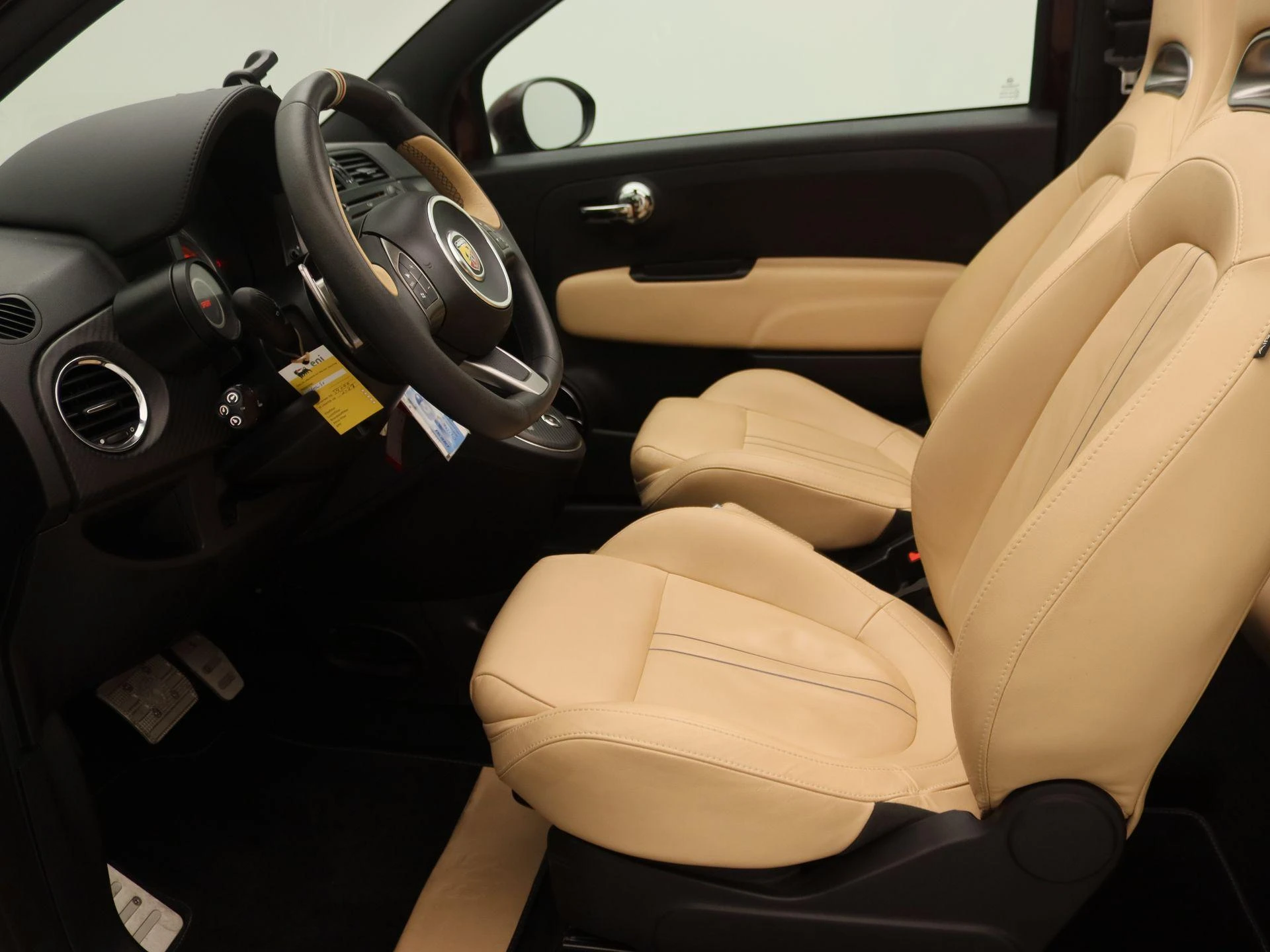 Abarth-695-image-11