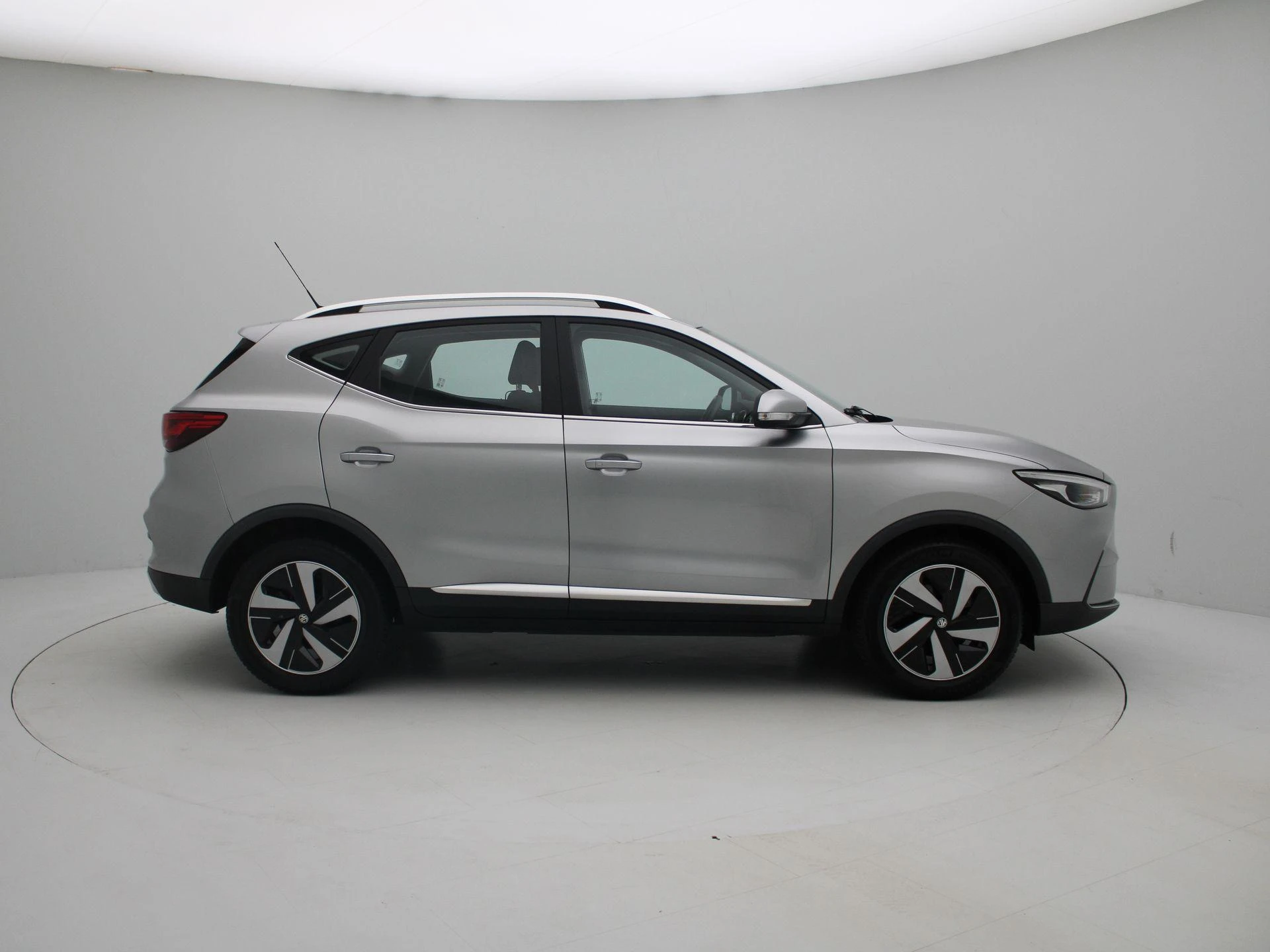MG-ZS EV-image-5