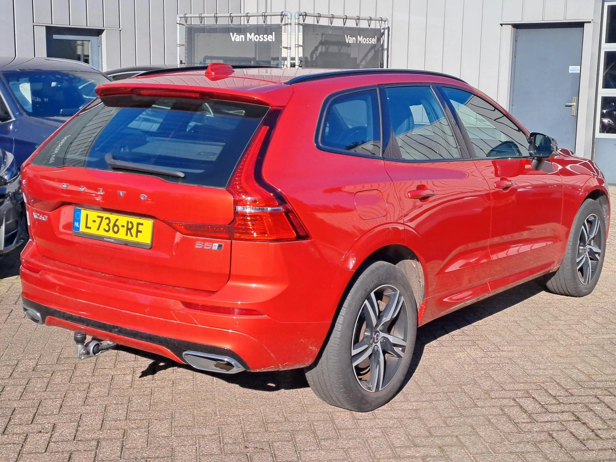 Volvo-XC60-image-4