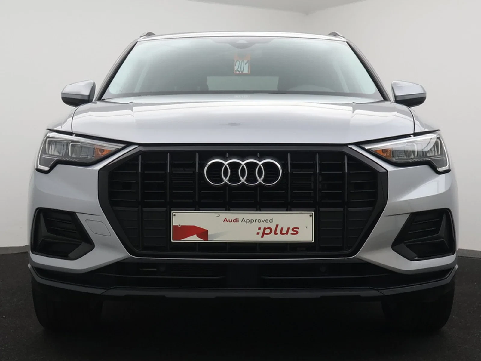 Audi Q3 35TFSI Business Edition Advanced 150PK *AUTOMAAT*VIRTUAL COCKPIT*SHADOW LOOK*TREKHAAK*CRUISE*PDC*APP
