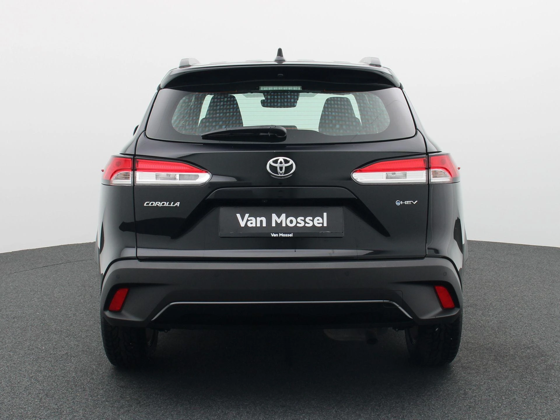 Toyota-Corolla Cross-image-5