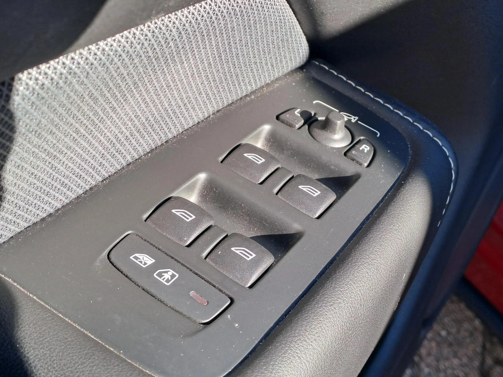 Volvo-XC60-image-11