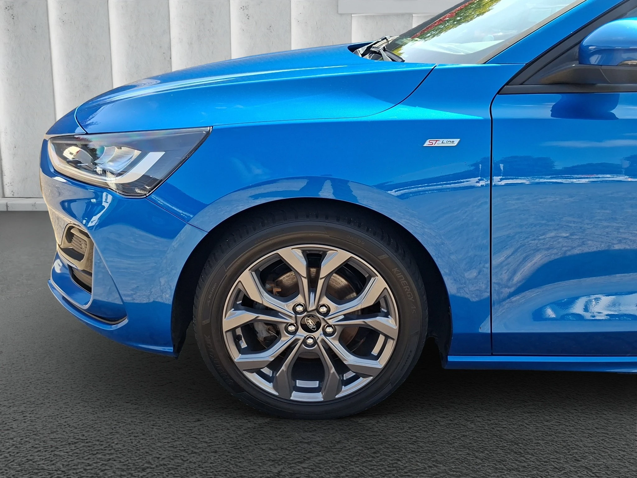 Ford Focus ST-Line 1.0 EB MHEV Aut. | LED | ACC | GJR | RFK | SHZ | LMF | Navi