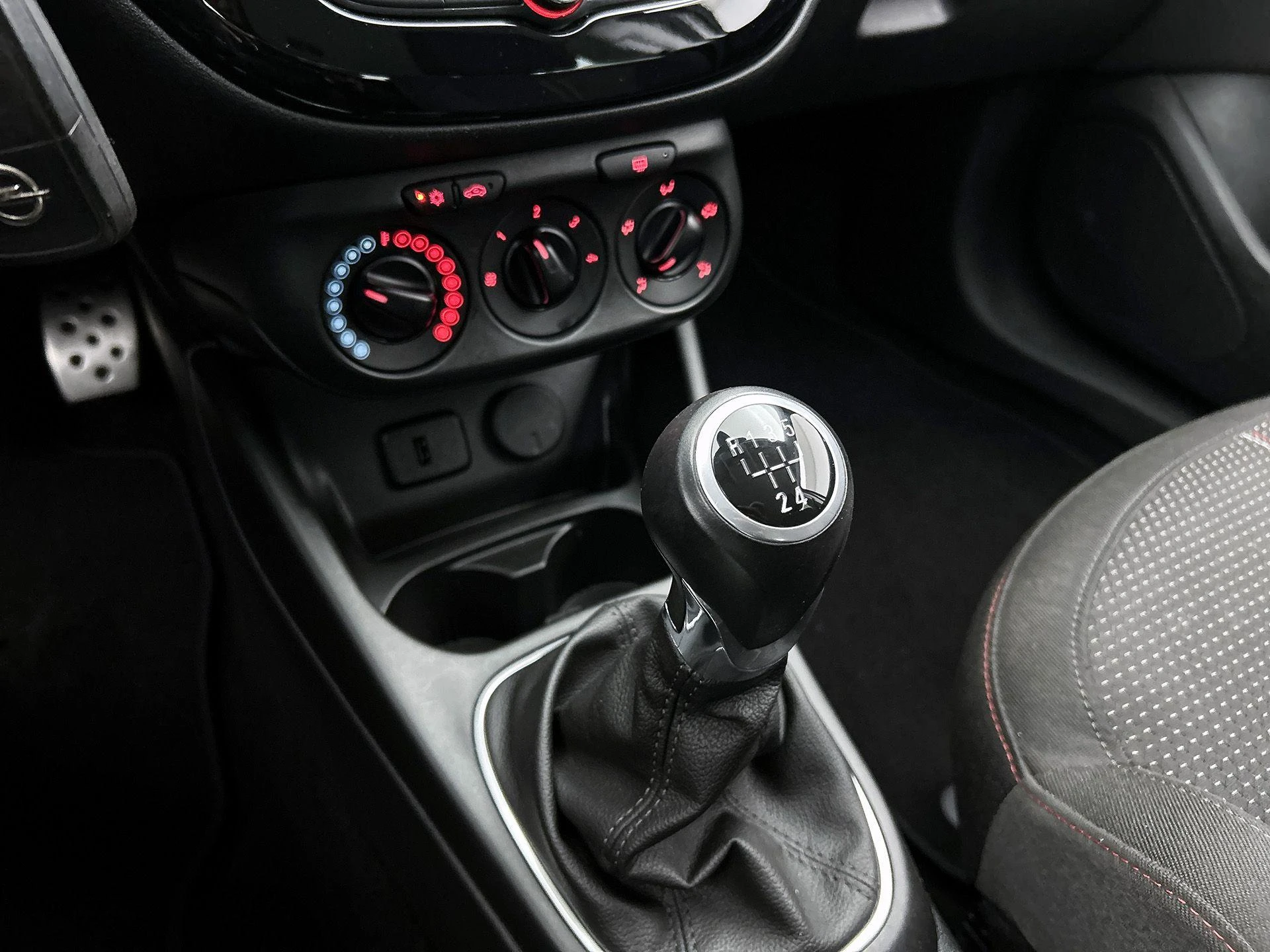 Opel-Corsa-image-12
