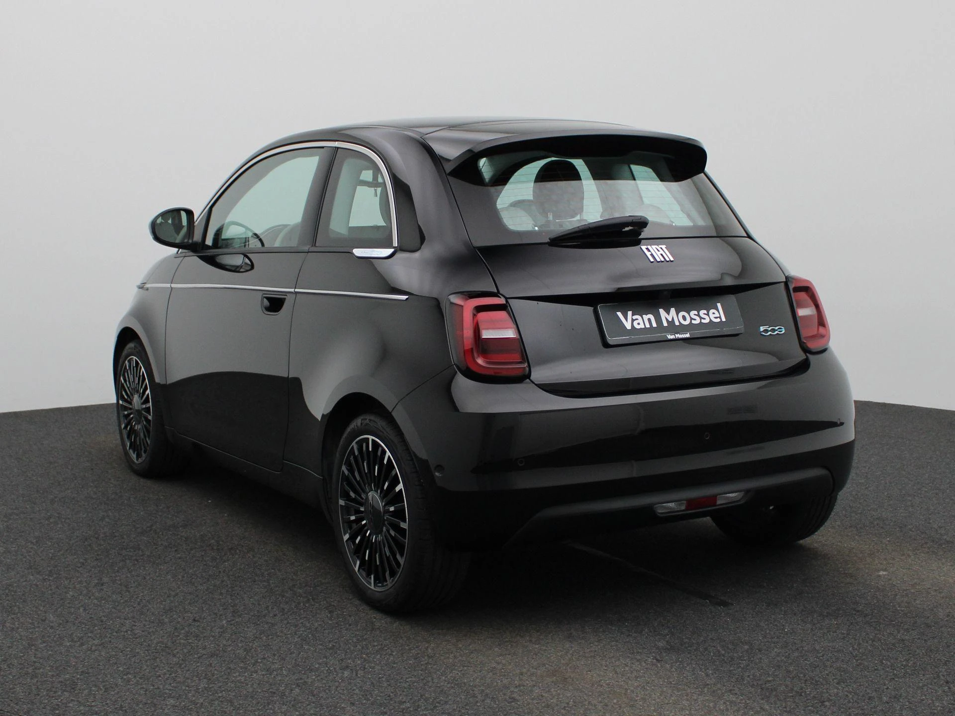 Fiat-500-image-1
