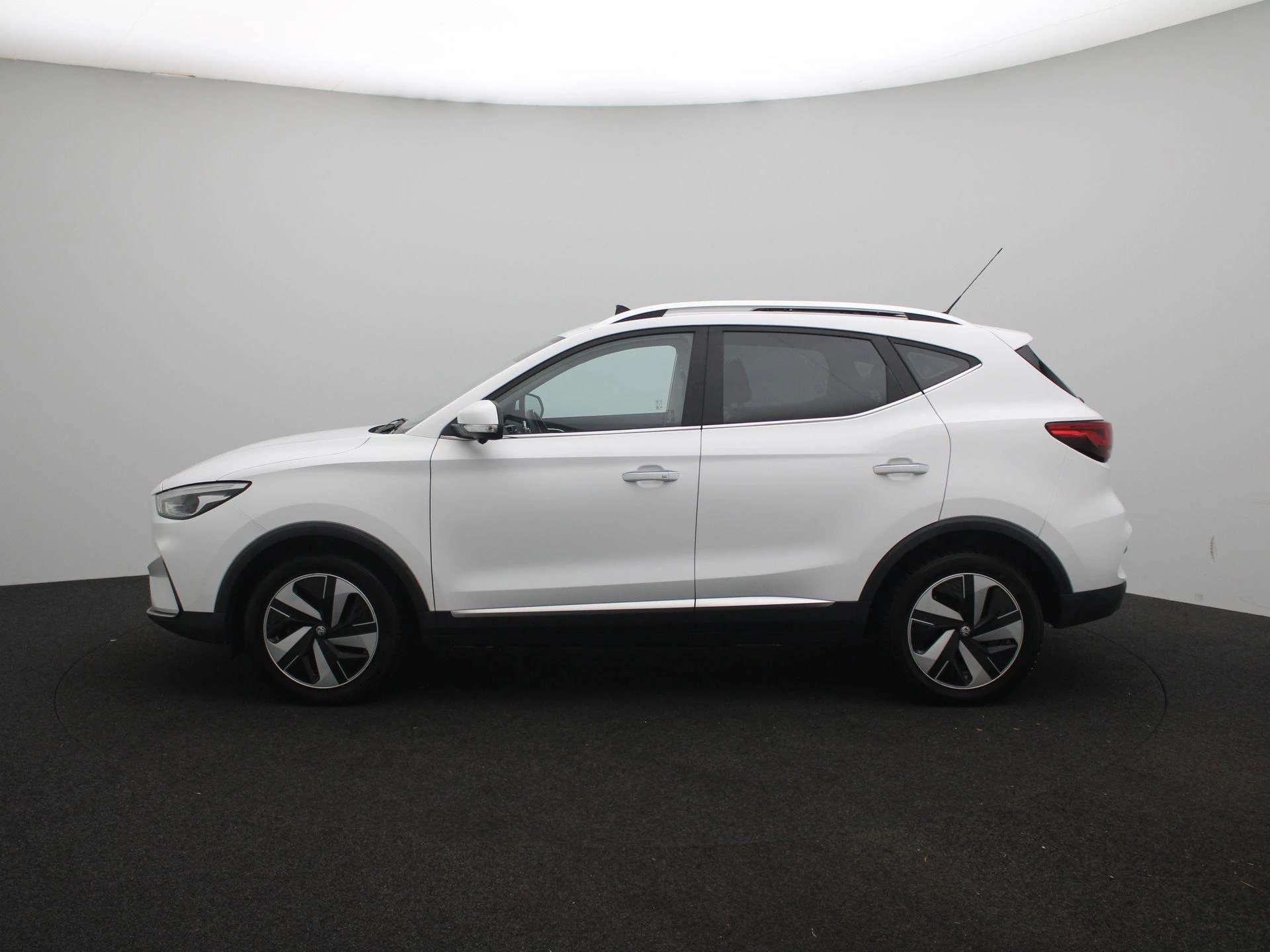 MG ZS EV Long Range Luxury 70 kWh