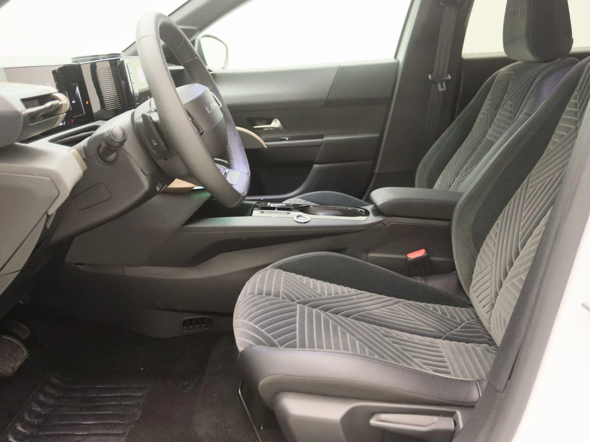 Lancia-Ypsilon-image-10