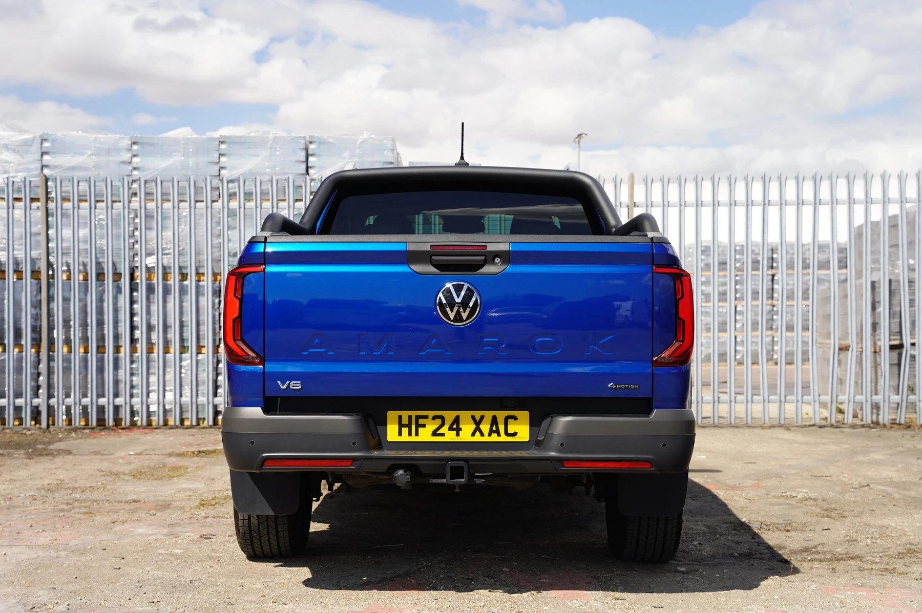 Volkswagen-Amarok-image-13