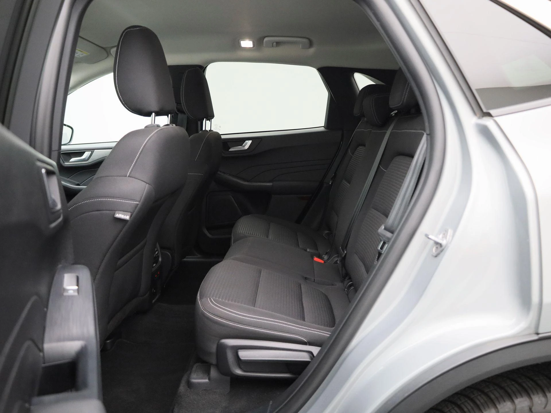 Ford Kuga 2.5i FHEV Aut. 140kW Titanium